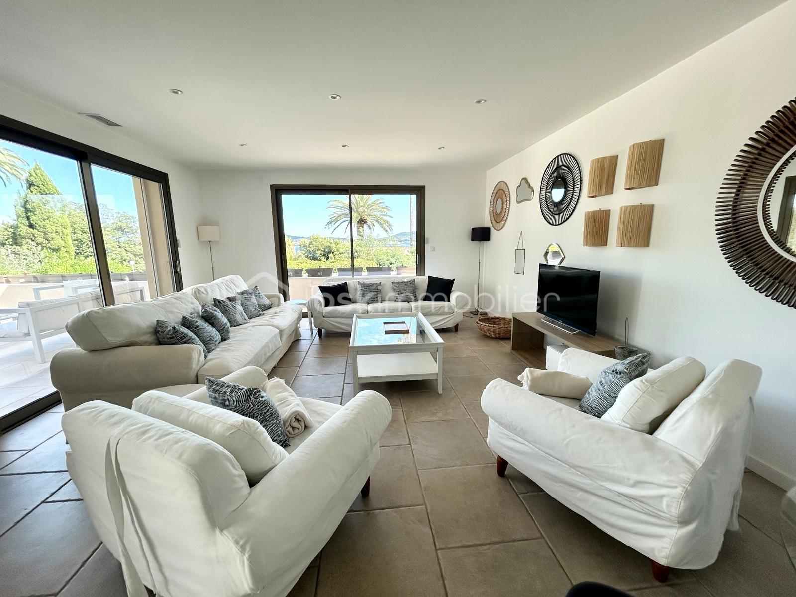 Maison de 210 m² - 5549e807-b1fa-4b3f-9b39-16ffa5ef16b2.JPG