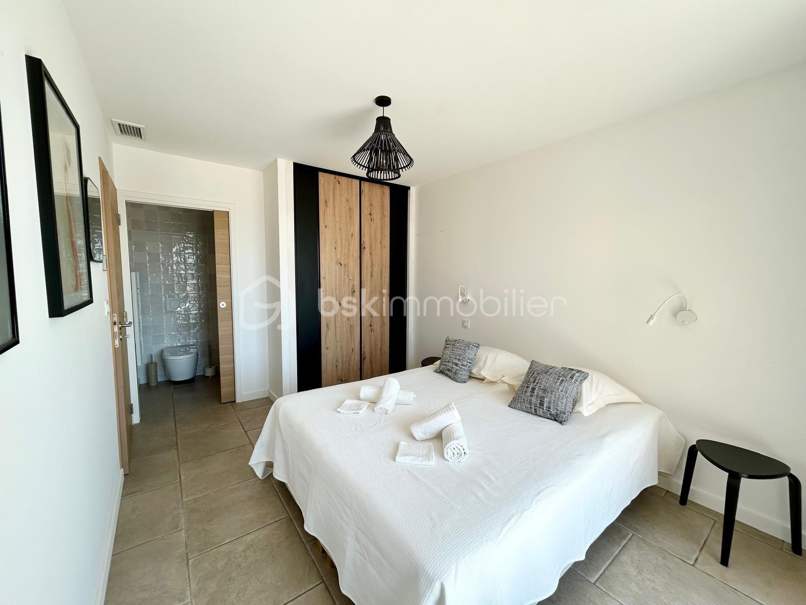 Maison de 210 m² - 37e1cefc-5965-4b9f-bad9-95d11198ca43.JPG