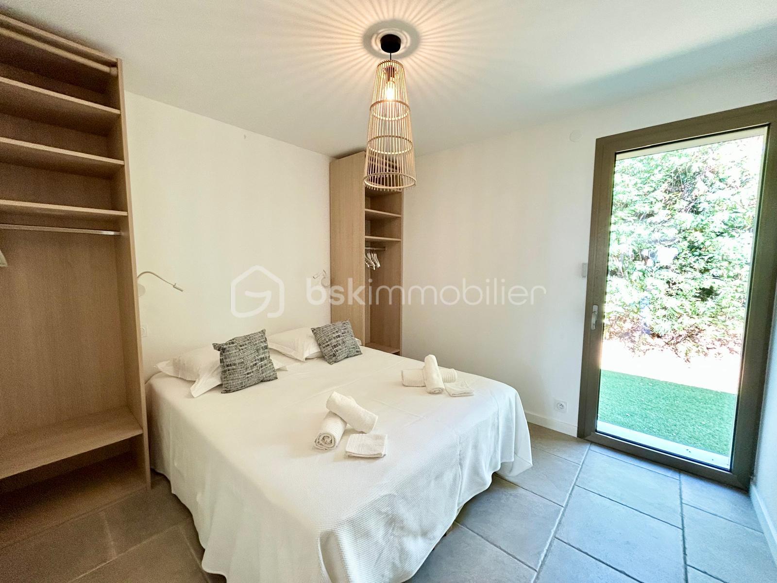 Maison de 210 m² - 62d2dc46-fd42-459b-858f-1fdad8287c13.JPG