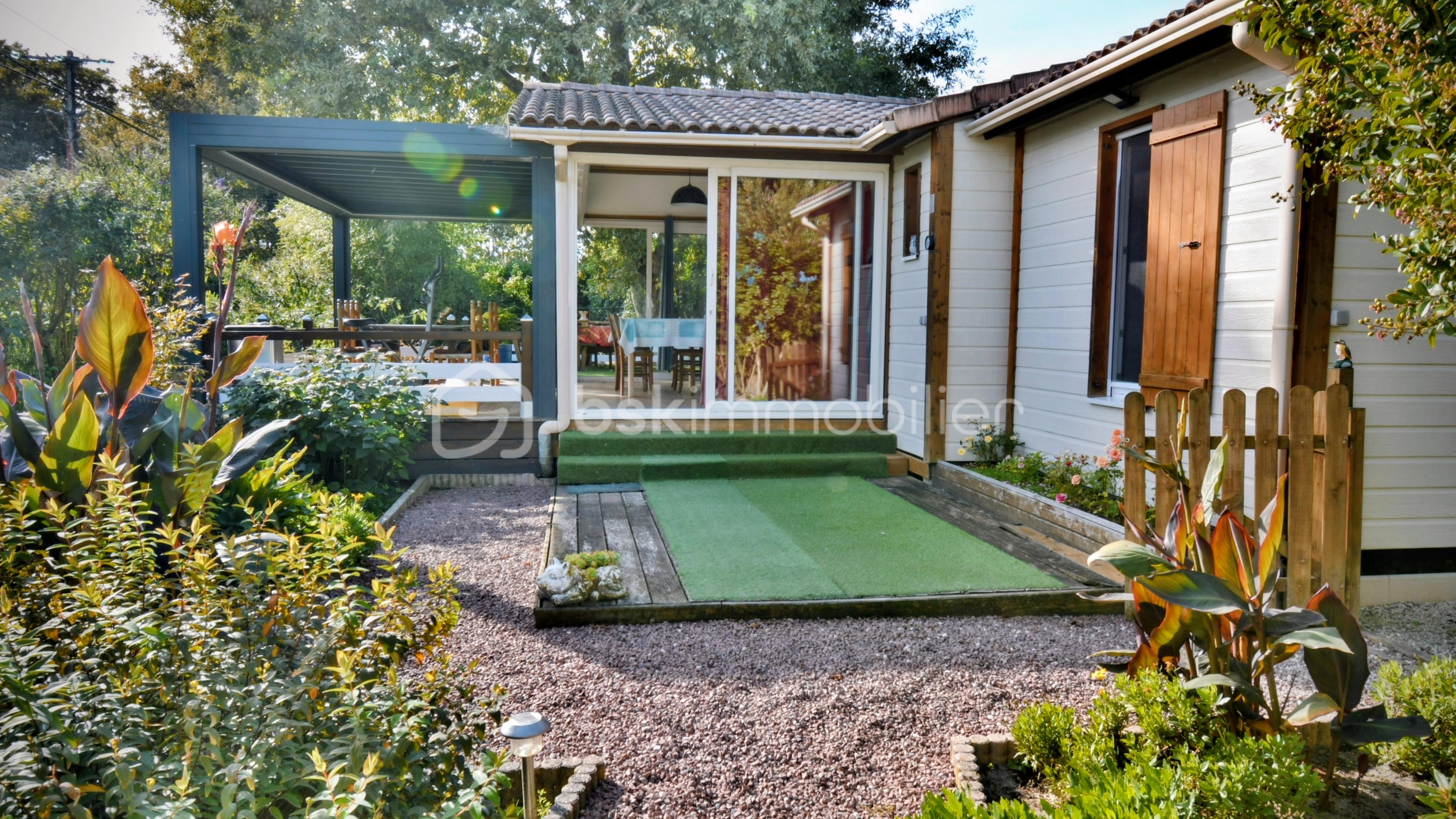 Chalet de 57 m² - azur chalet.jpg