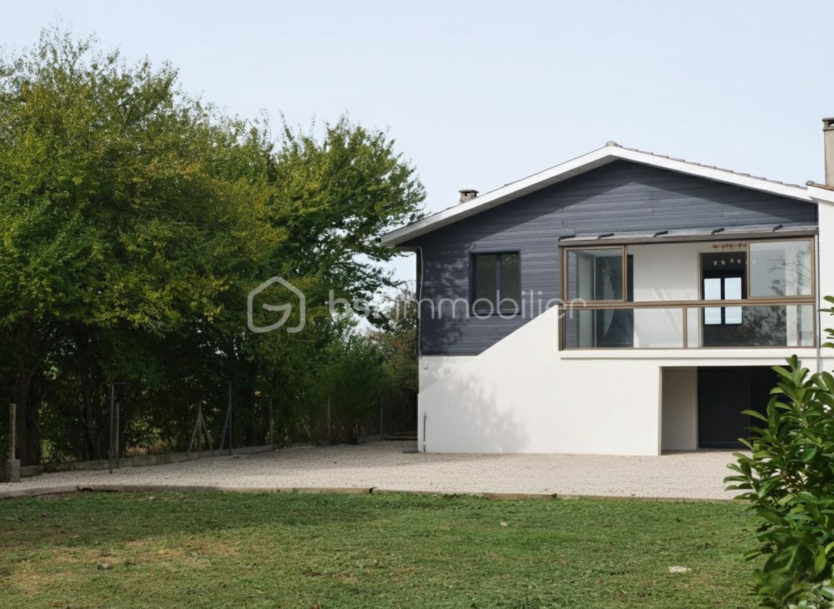 Maison traditionnelle de 142 m² - 1759498827422 - Modifié.png