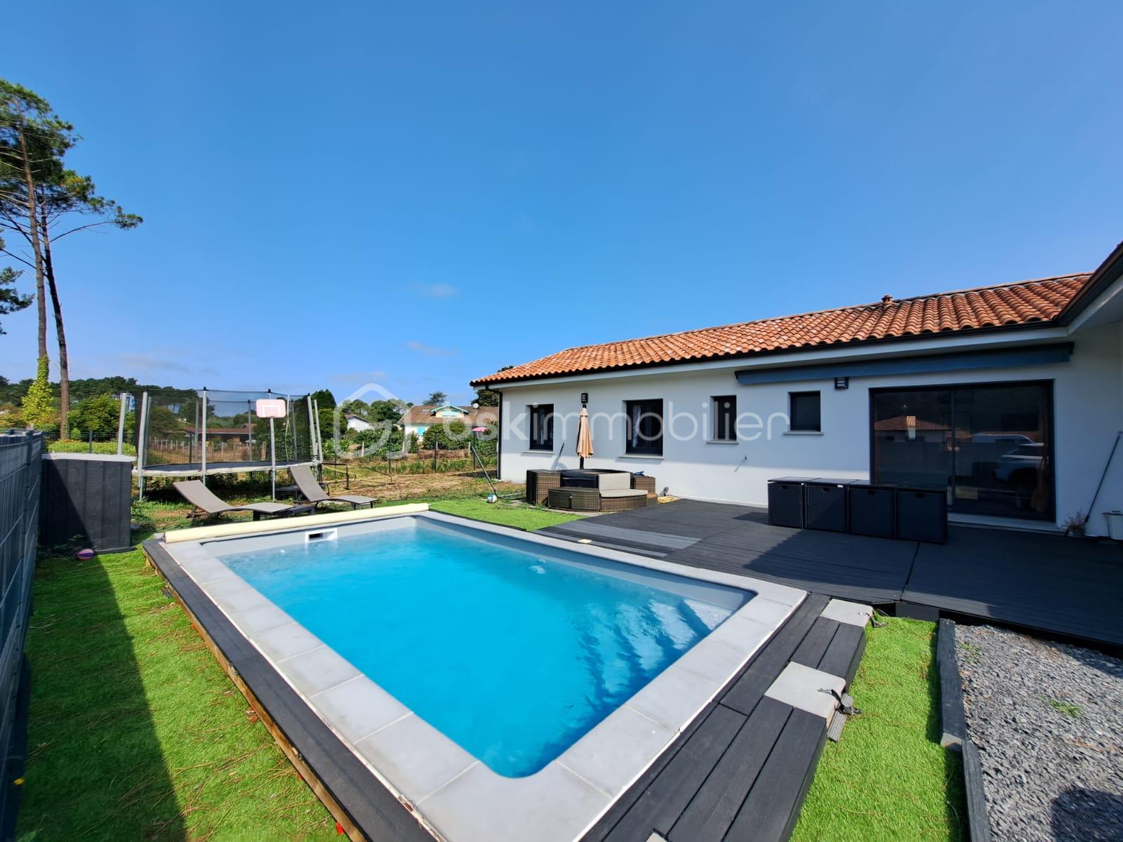 Maison contemporaine de 133 m² - IMG-20250811-WA0002.jpg