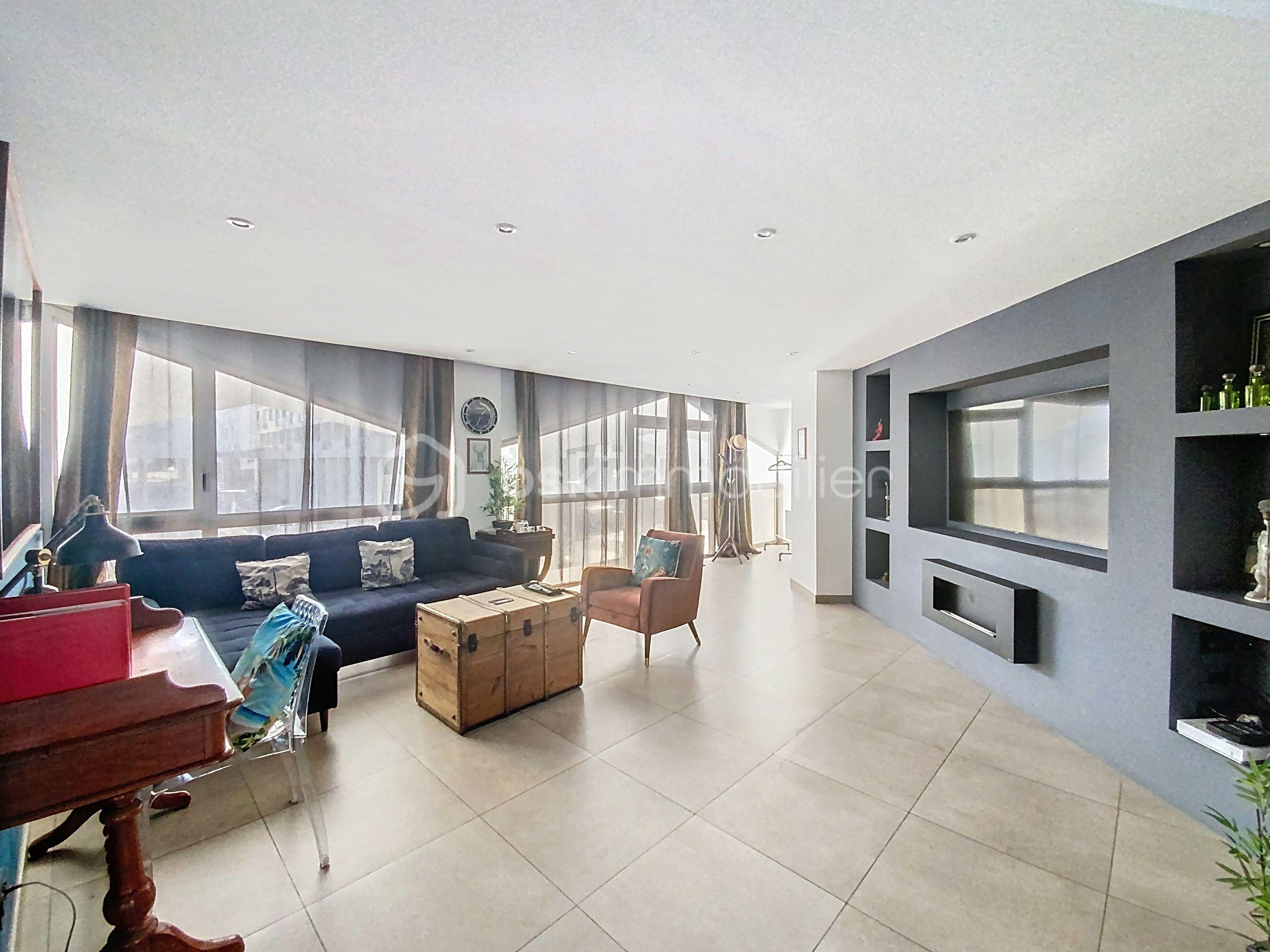 Appartement de 74,73 m² - SEJOUR CANAPE.jpg