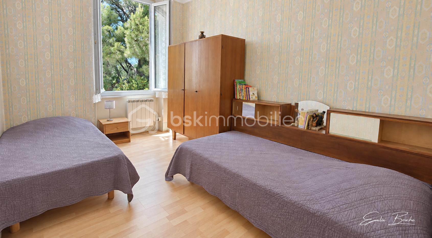 MAISON A VENDRE VALREAS EMILIE BROCHE IMMOBILIER 0629326964 (3).png