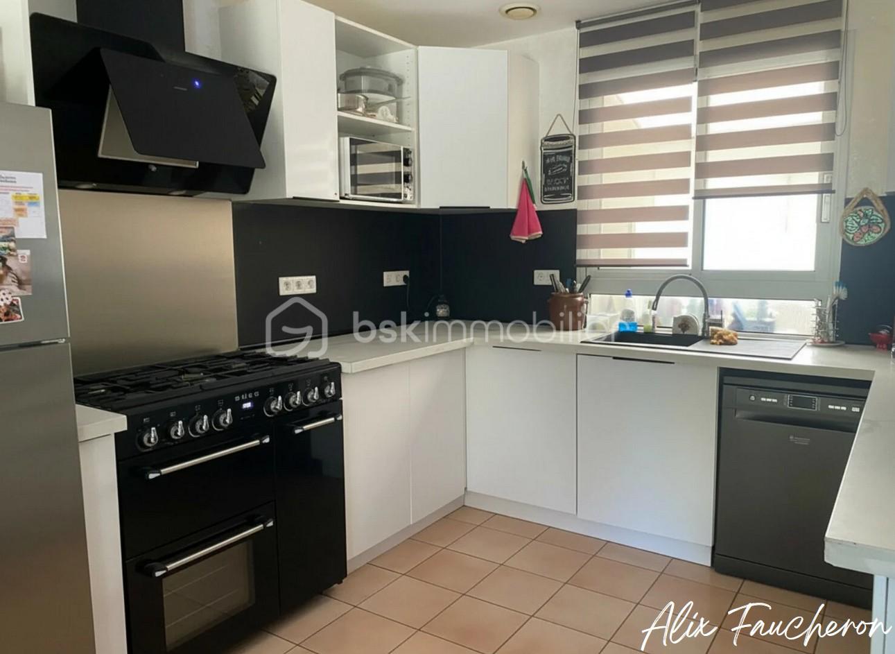 Maison traditionnelle de 145 m² - Cuisine ok.jpg