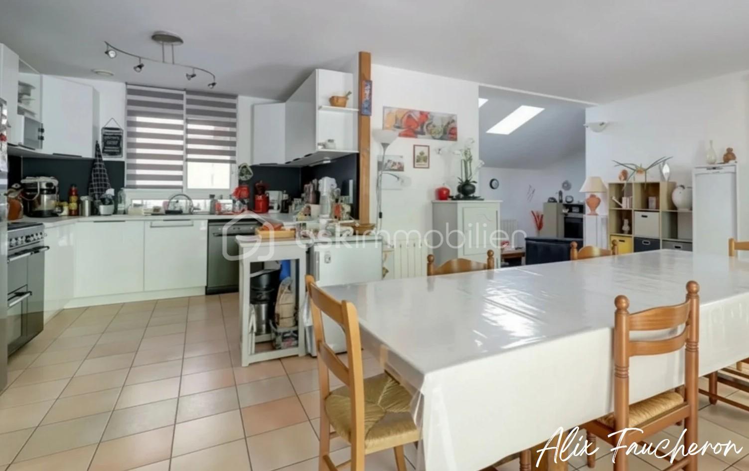 Maison traditionnelle de 145 m² - Salon ok.jpg