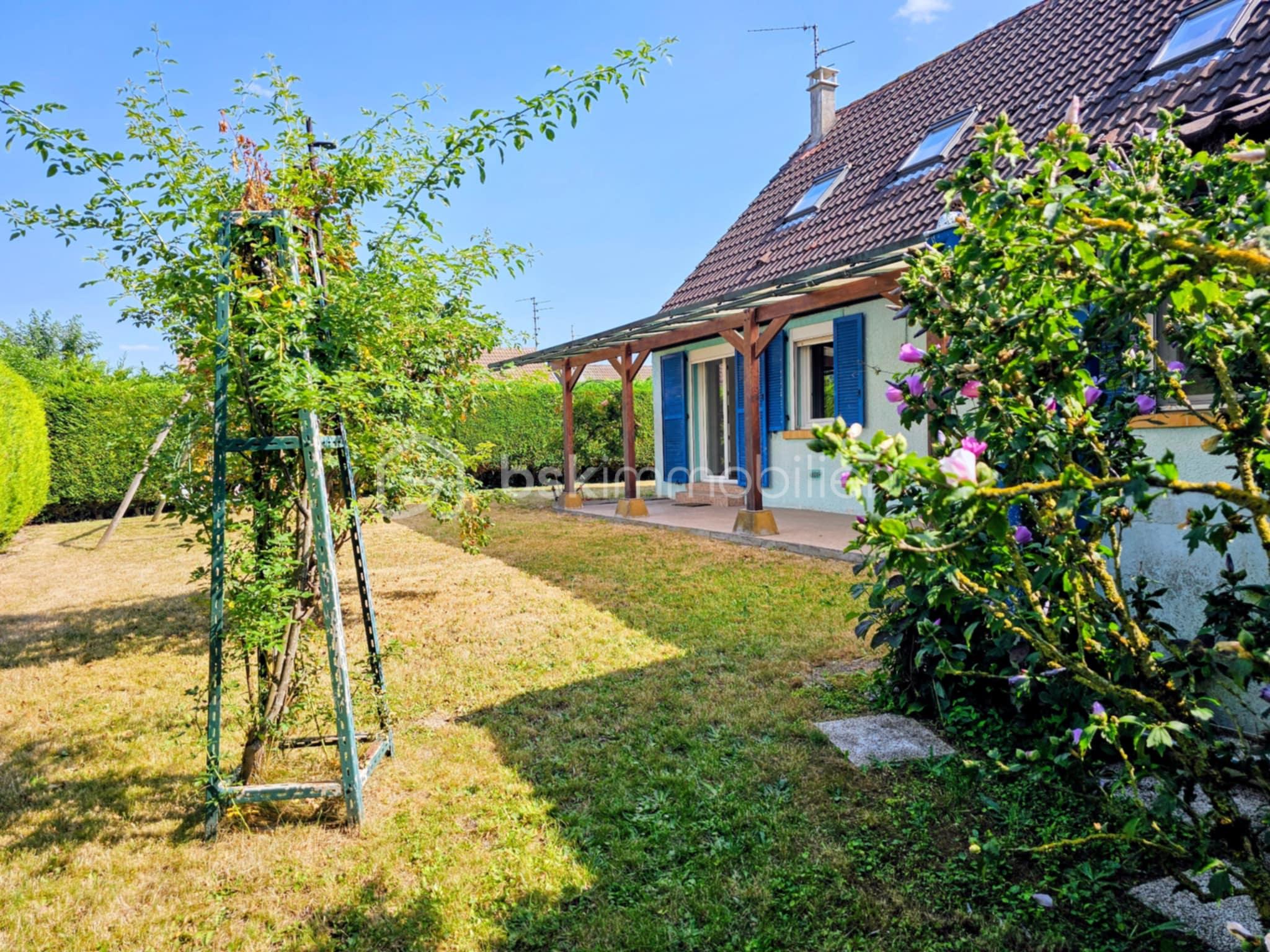 Maison de 112 m² - 569a8b6f-6cdc-41aa-aa98-c3638d947da1.jpg