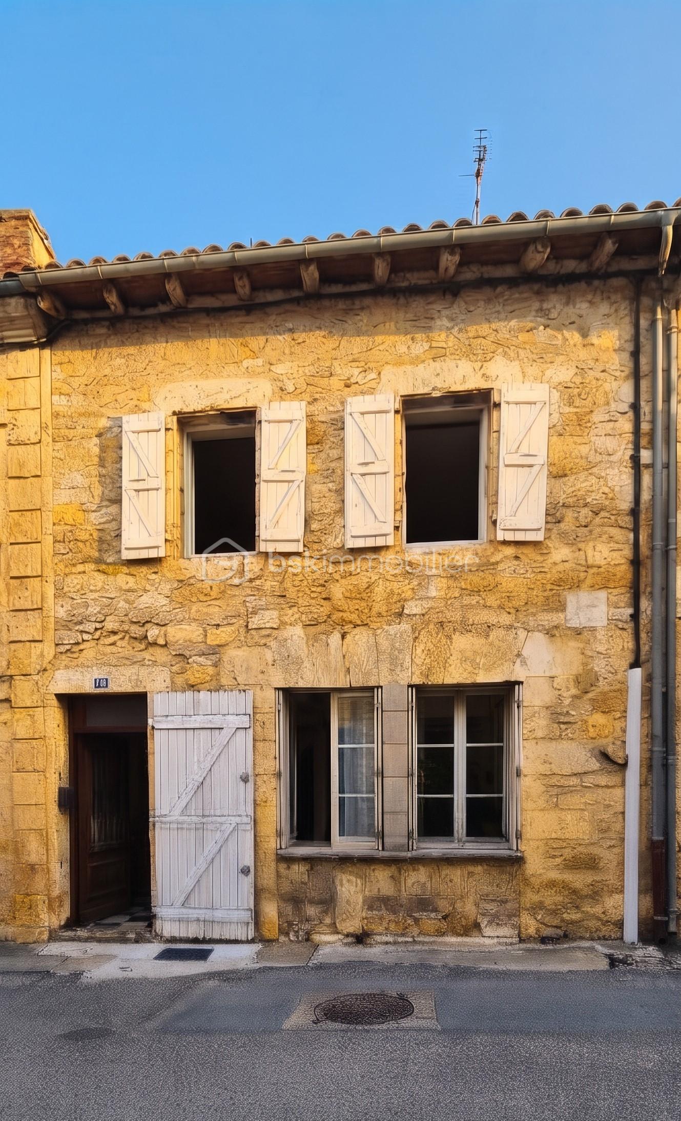 facade.jpg