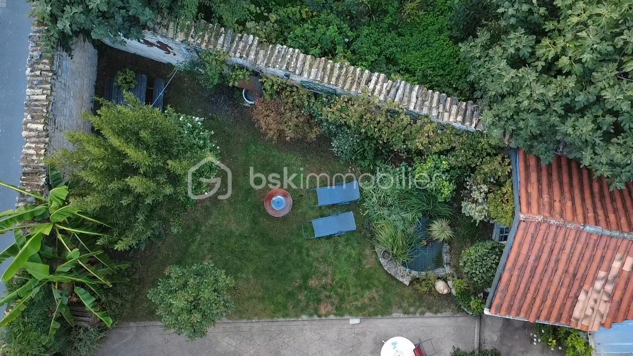Maison de maitre de 182 m² - dji_fly_20250919_190046_0_1758301246597_photo_low_quality.jpg