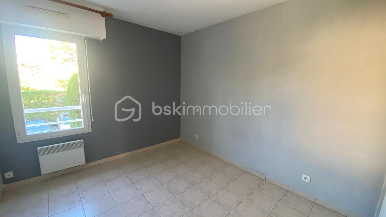 265790-CHBRE 2 +.jpg