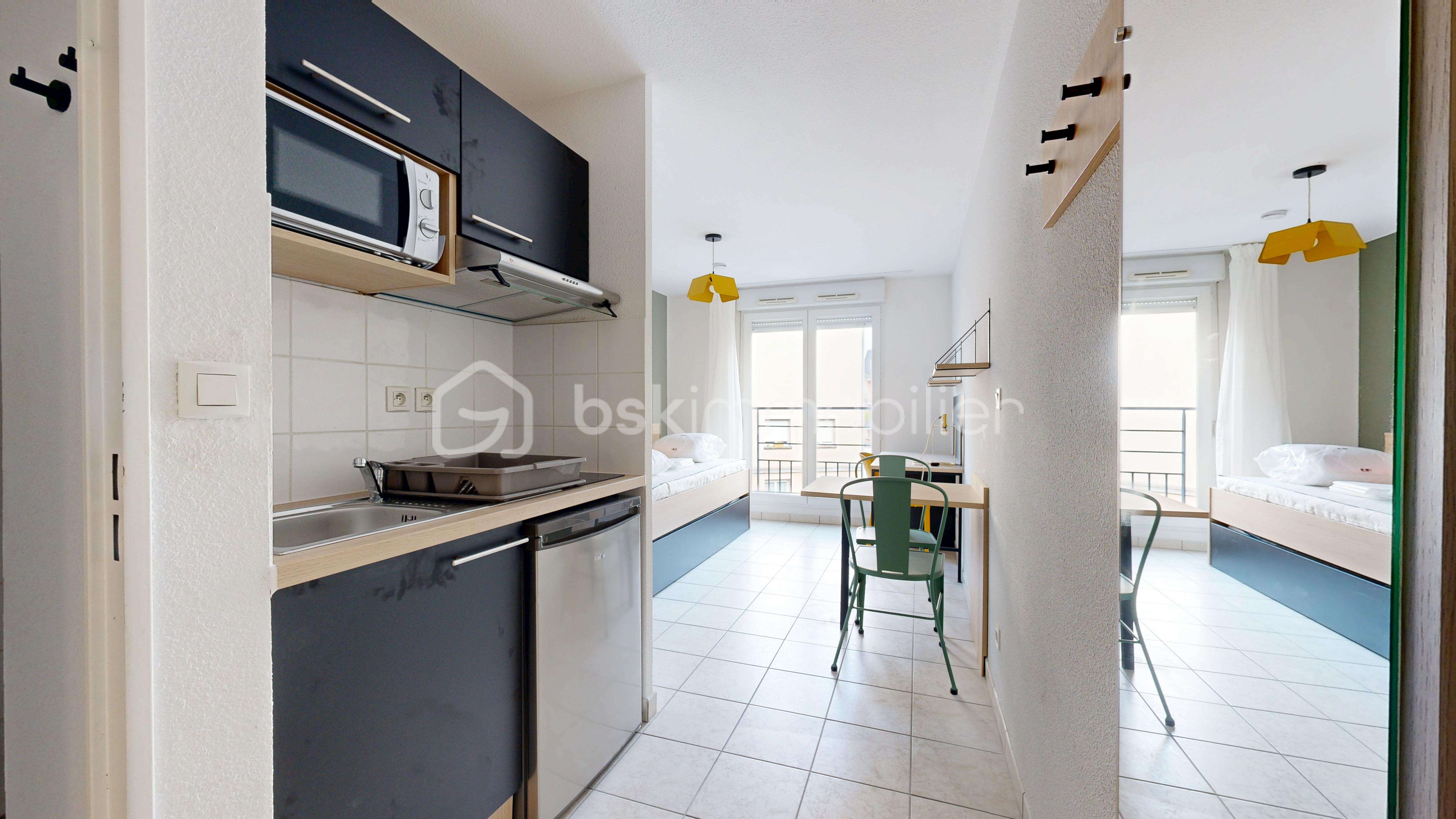 Studette de 18 m² - 43-Rue-du-Petit-Tour-09072025_171452.jpg