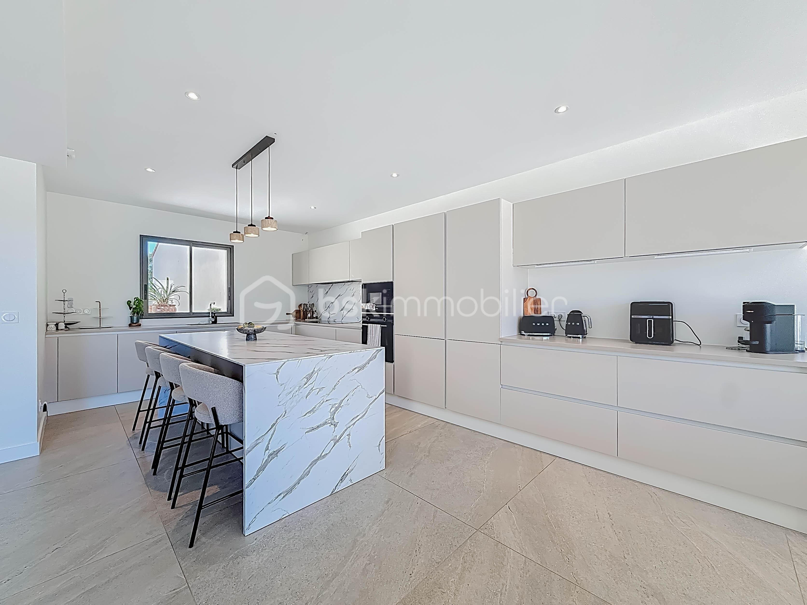 Maison de 346 m² - IMG_F14083D86DDA-28.jpg