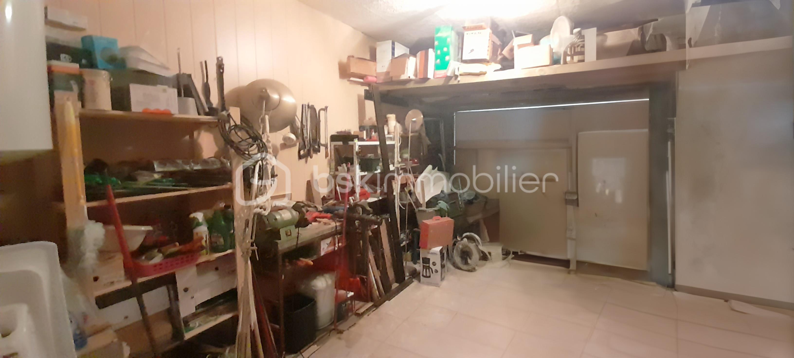 garage.jpg