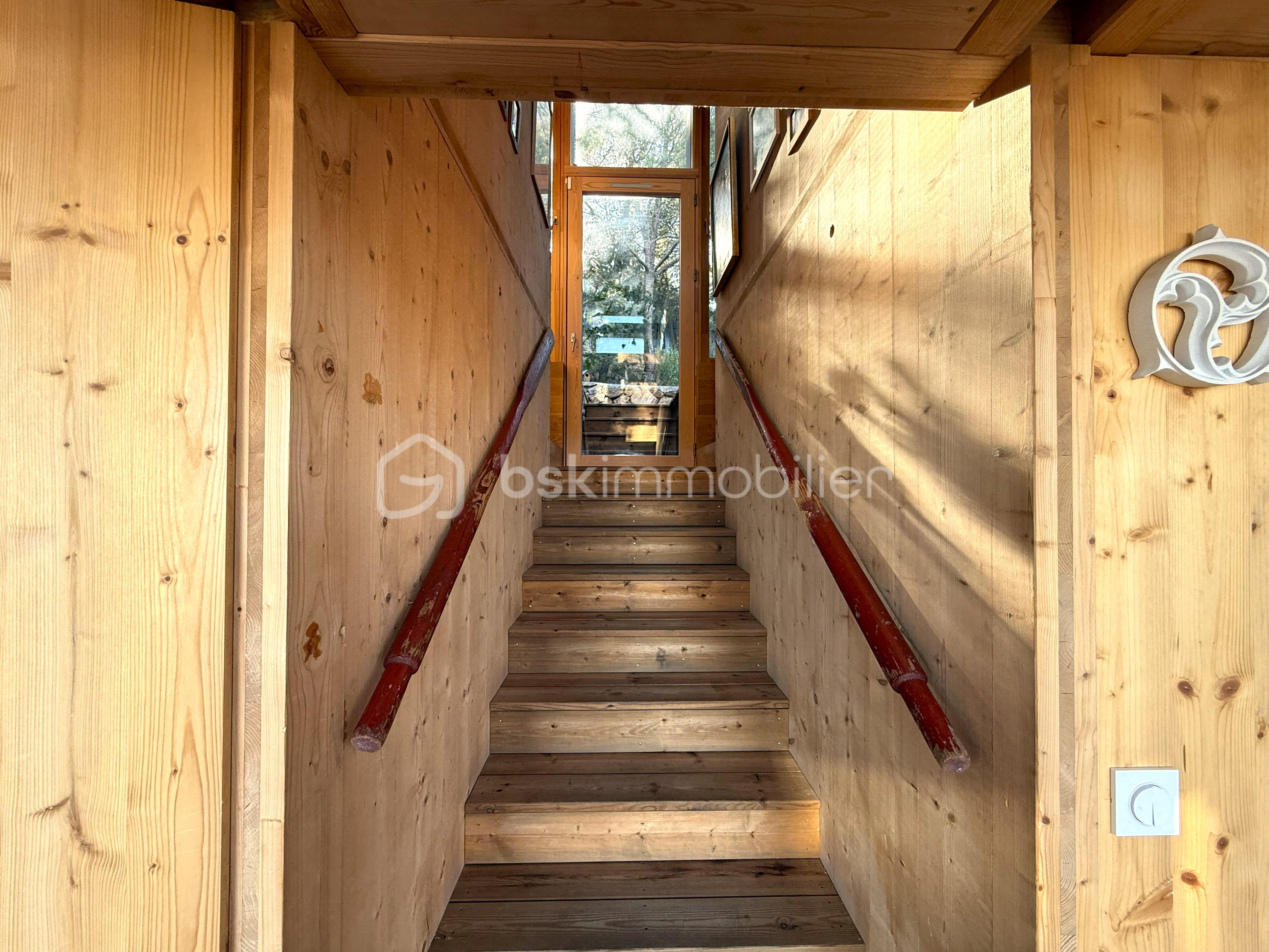 Villa de 120 m² - esacalier .jpg