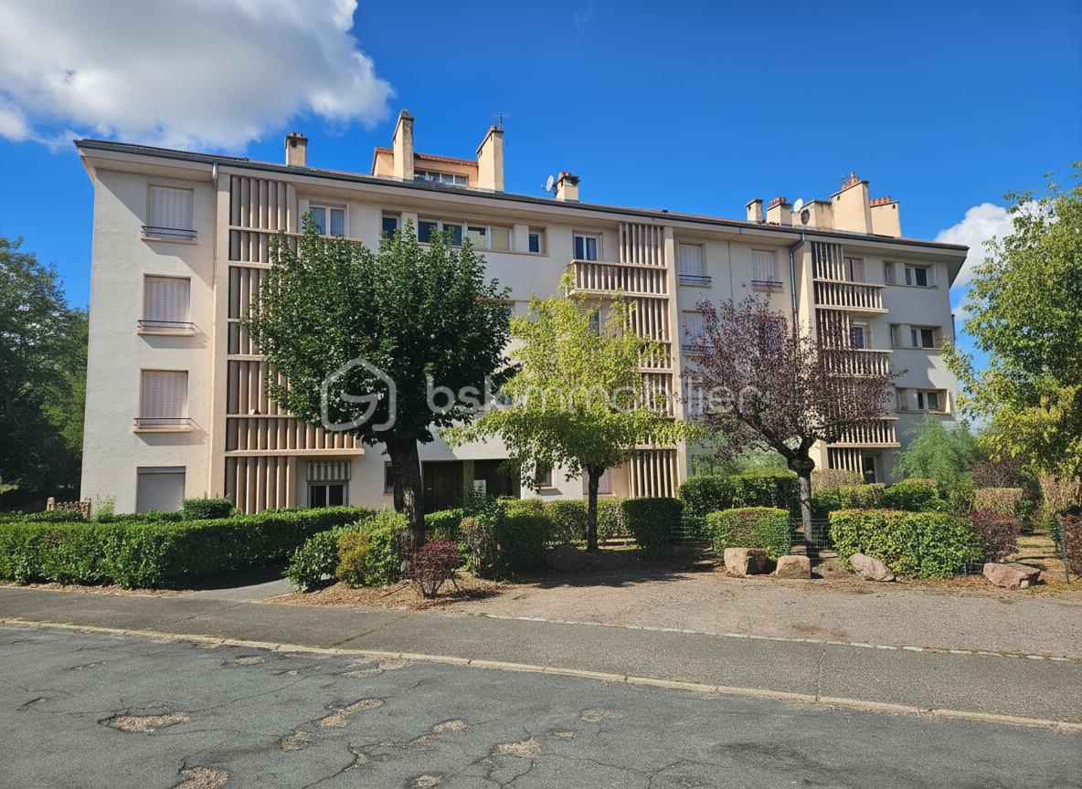 Appartement 3 pièces 63 m² · à Roanne · 63,4 m² · 54 900 €