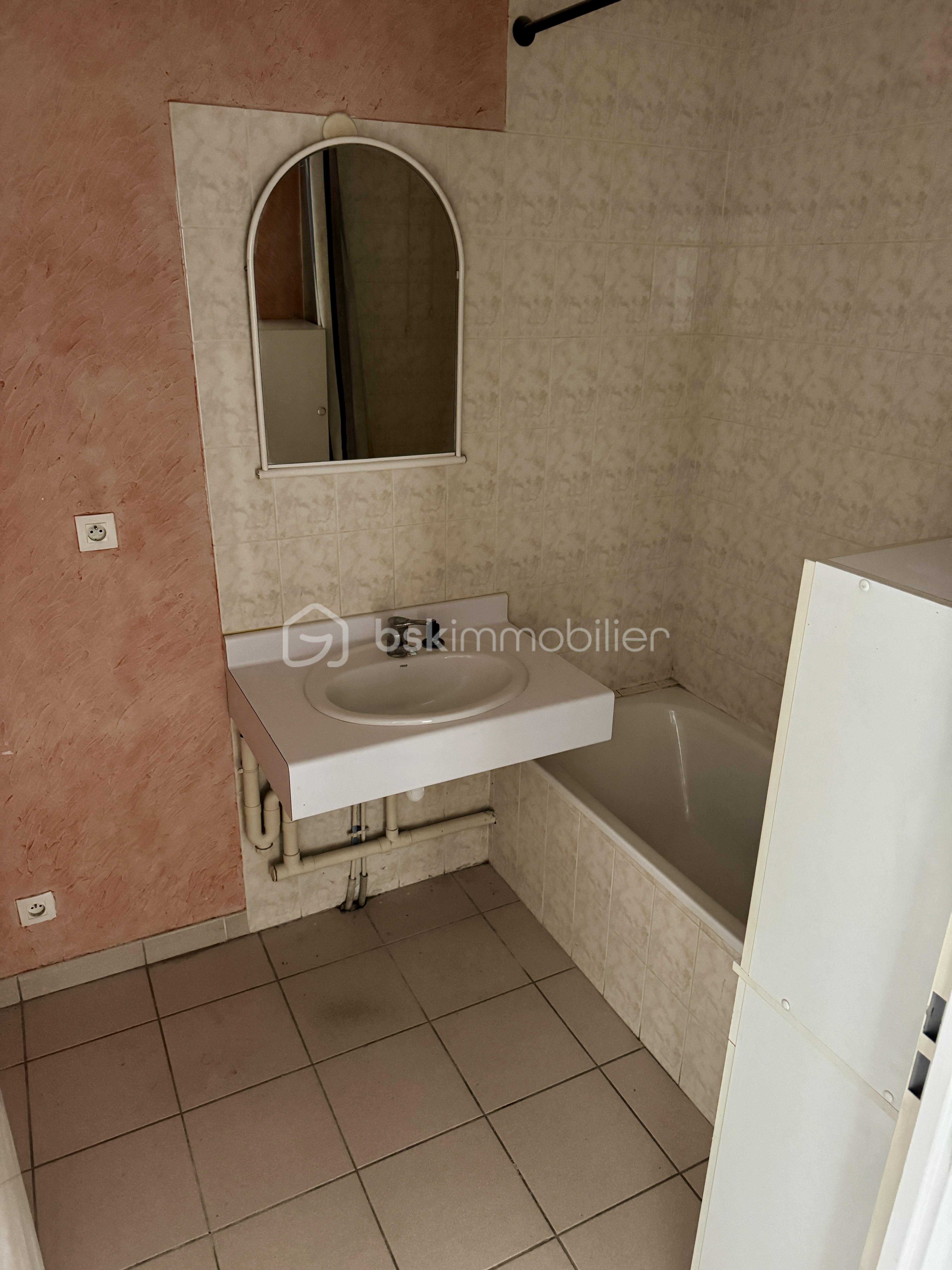 Appartement de 64 m² - SALLE DE BAIN.jpeg