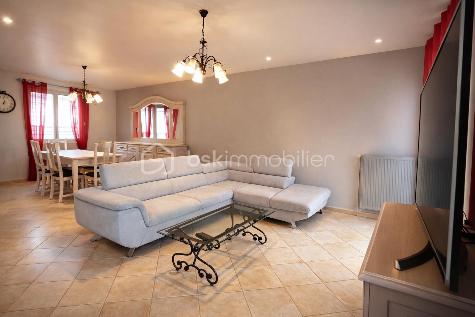 Maison de 120 m² - 84900.png