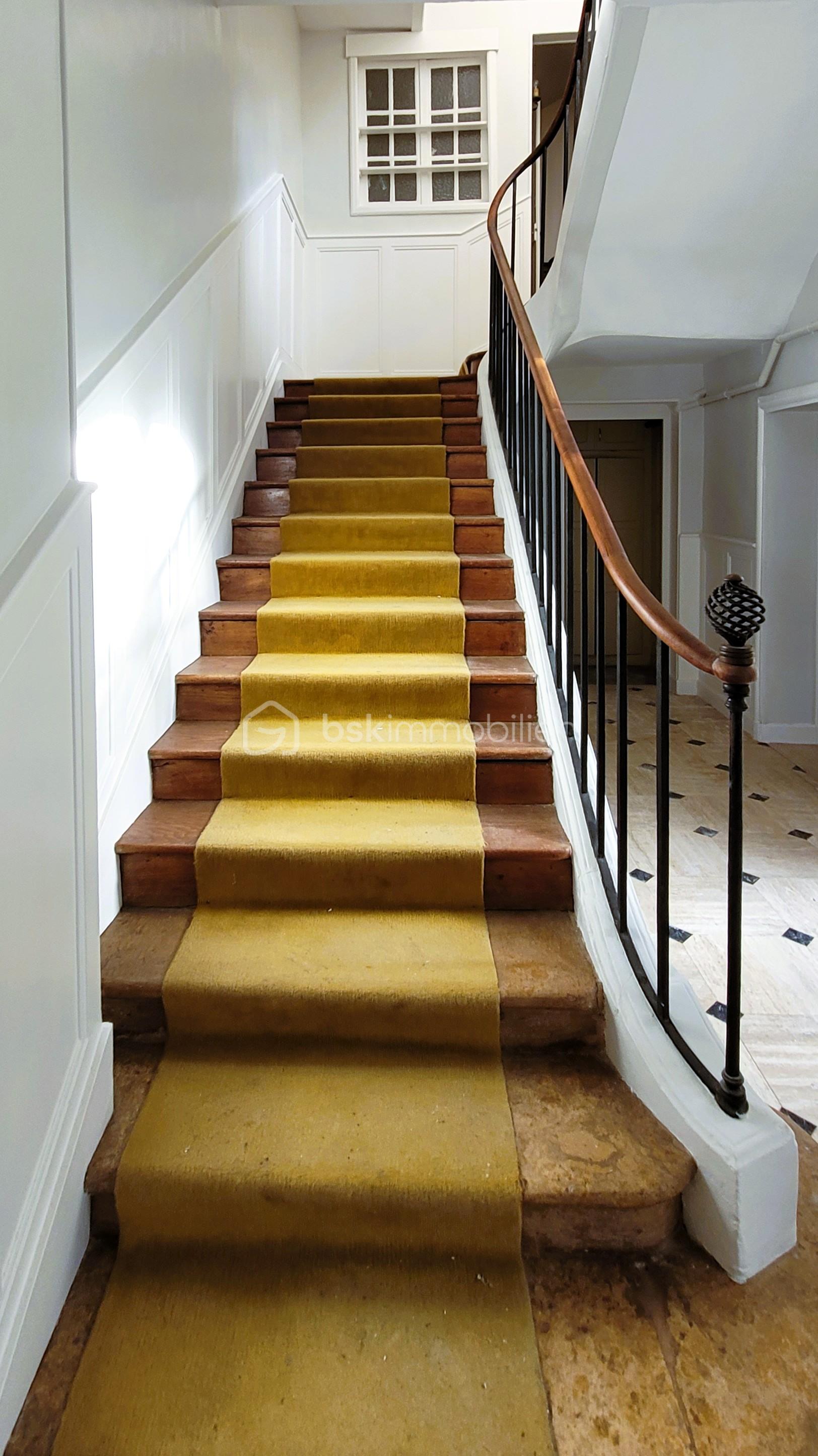 Hotel particulier de 440 m² - 20260110_122042.jpg