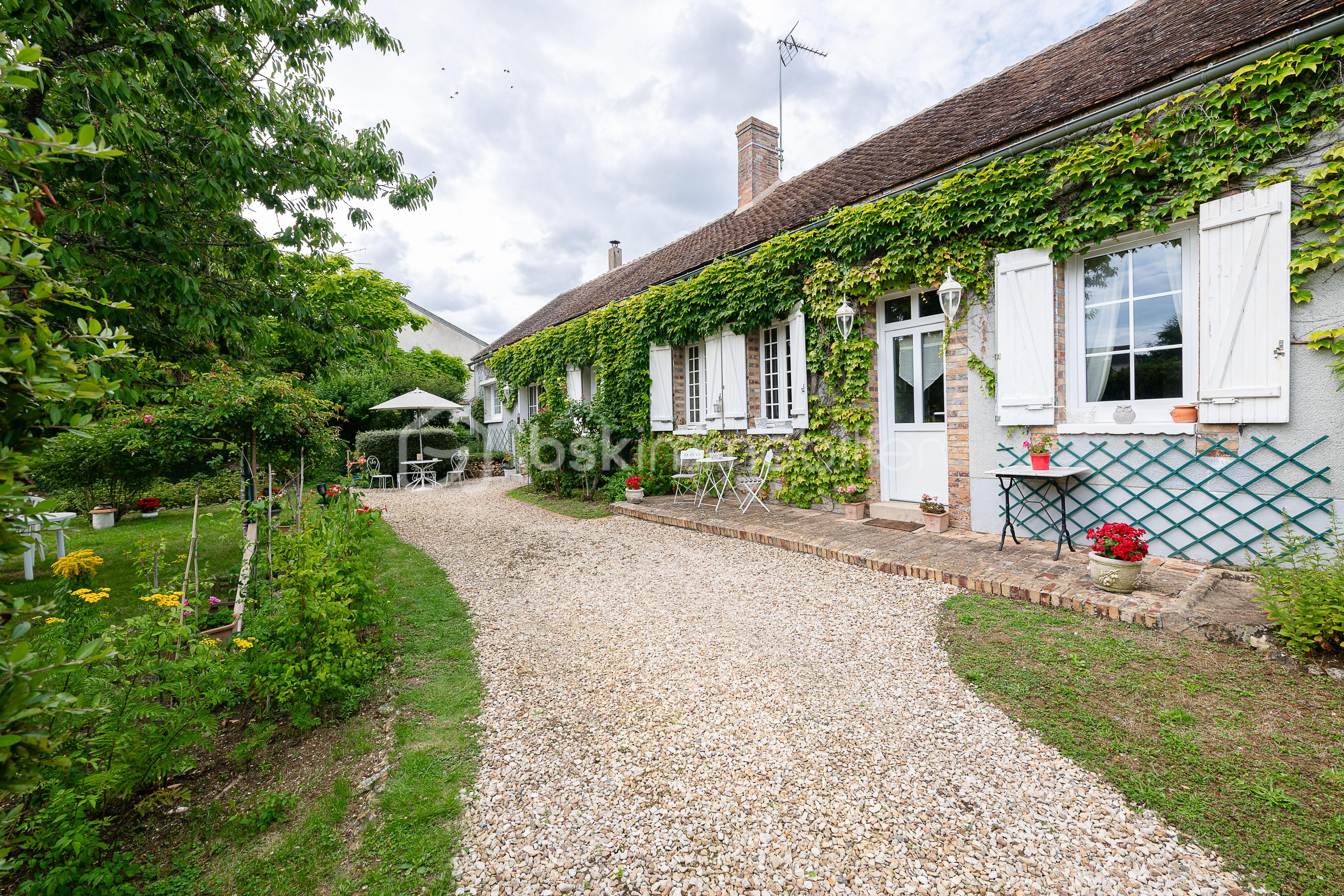 Maison longere de 123 m² - EDERSTAHL-BskAubinSalon-OlivierReynes-4.jpg