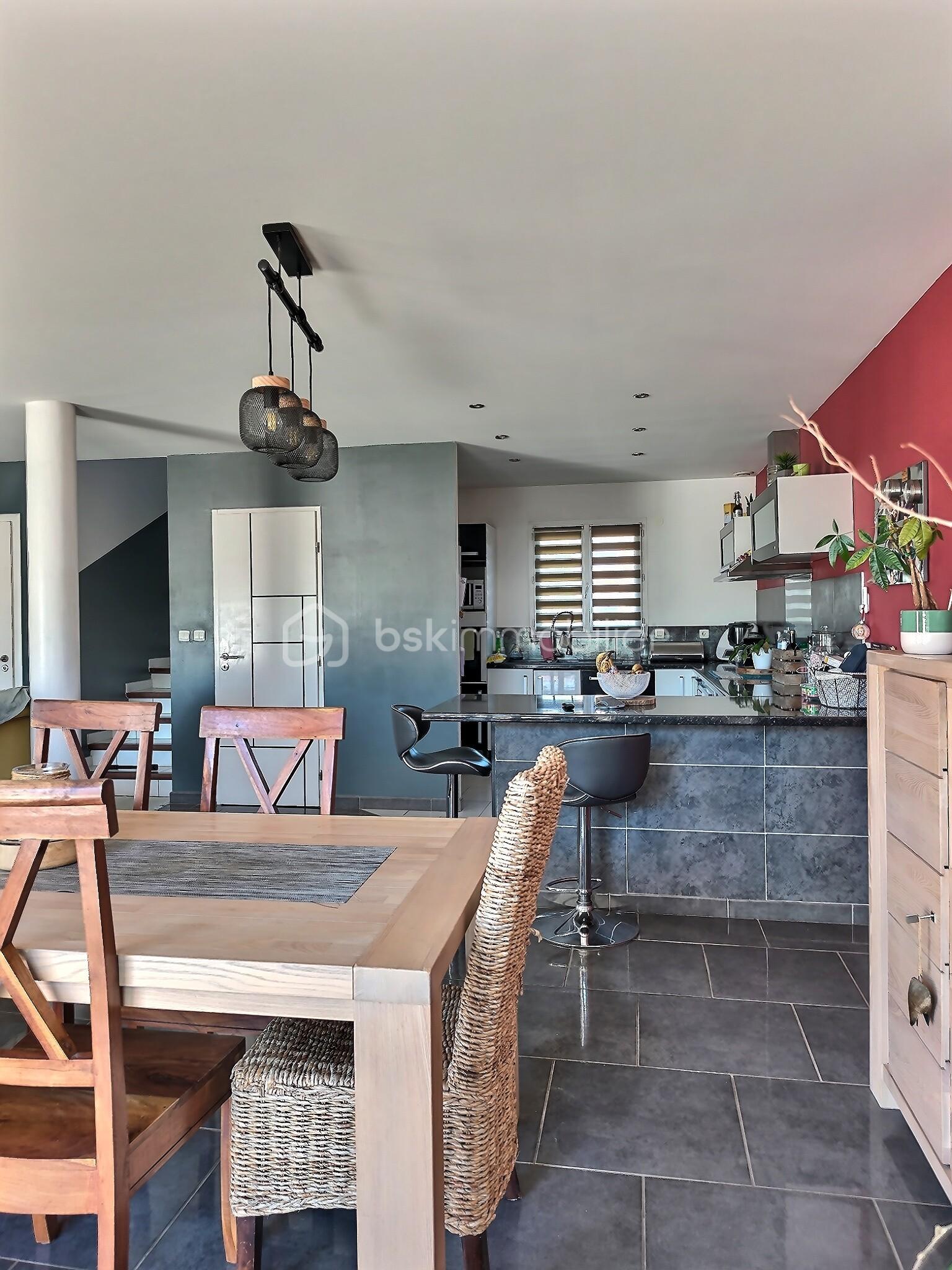 Maison traditionnelle de 163 m² - exposio_133100077.jpg