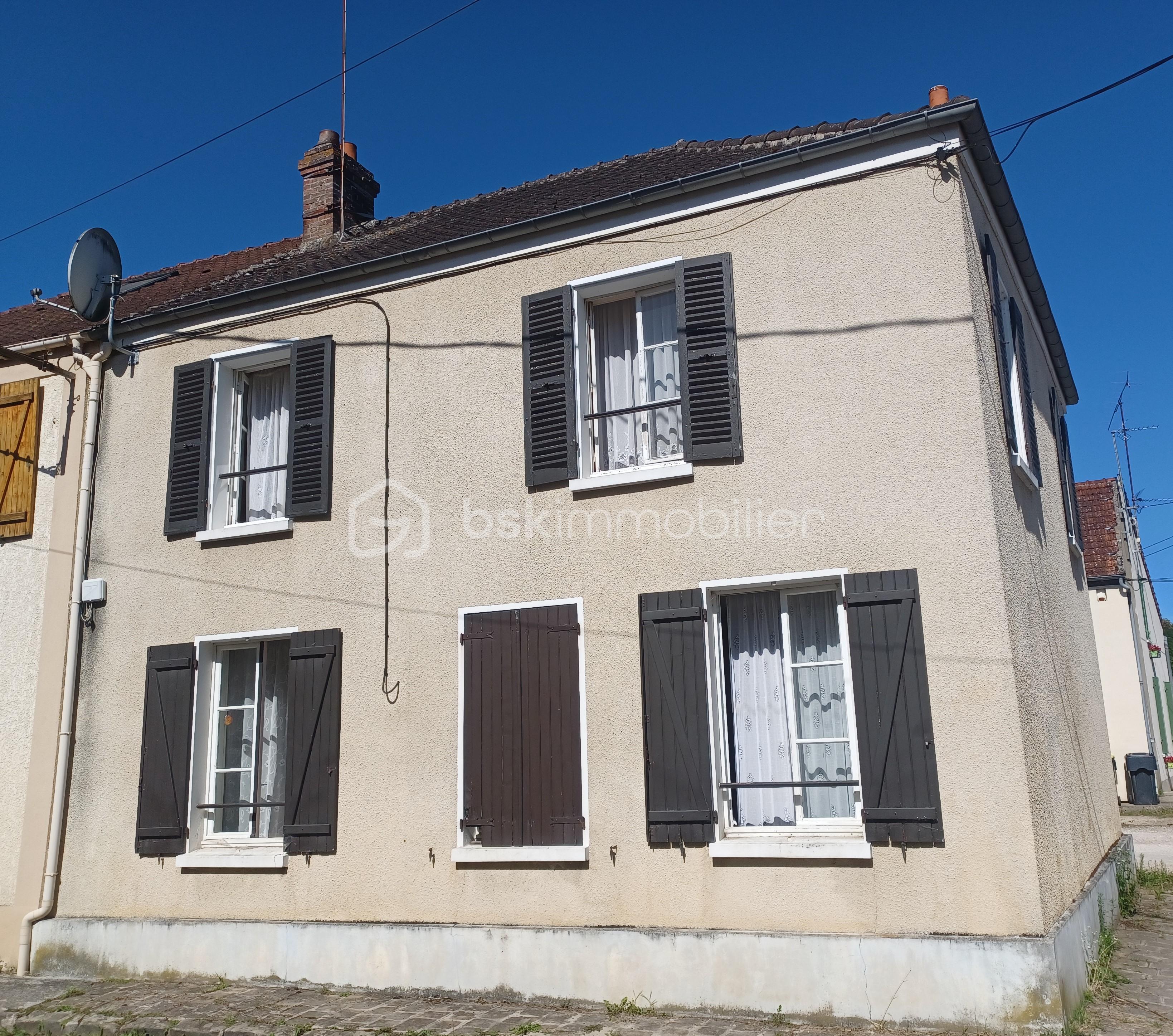Maison de 85 m² - MAISON DE FACE.jpg