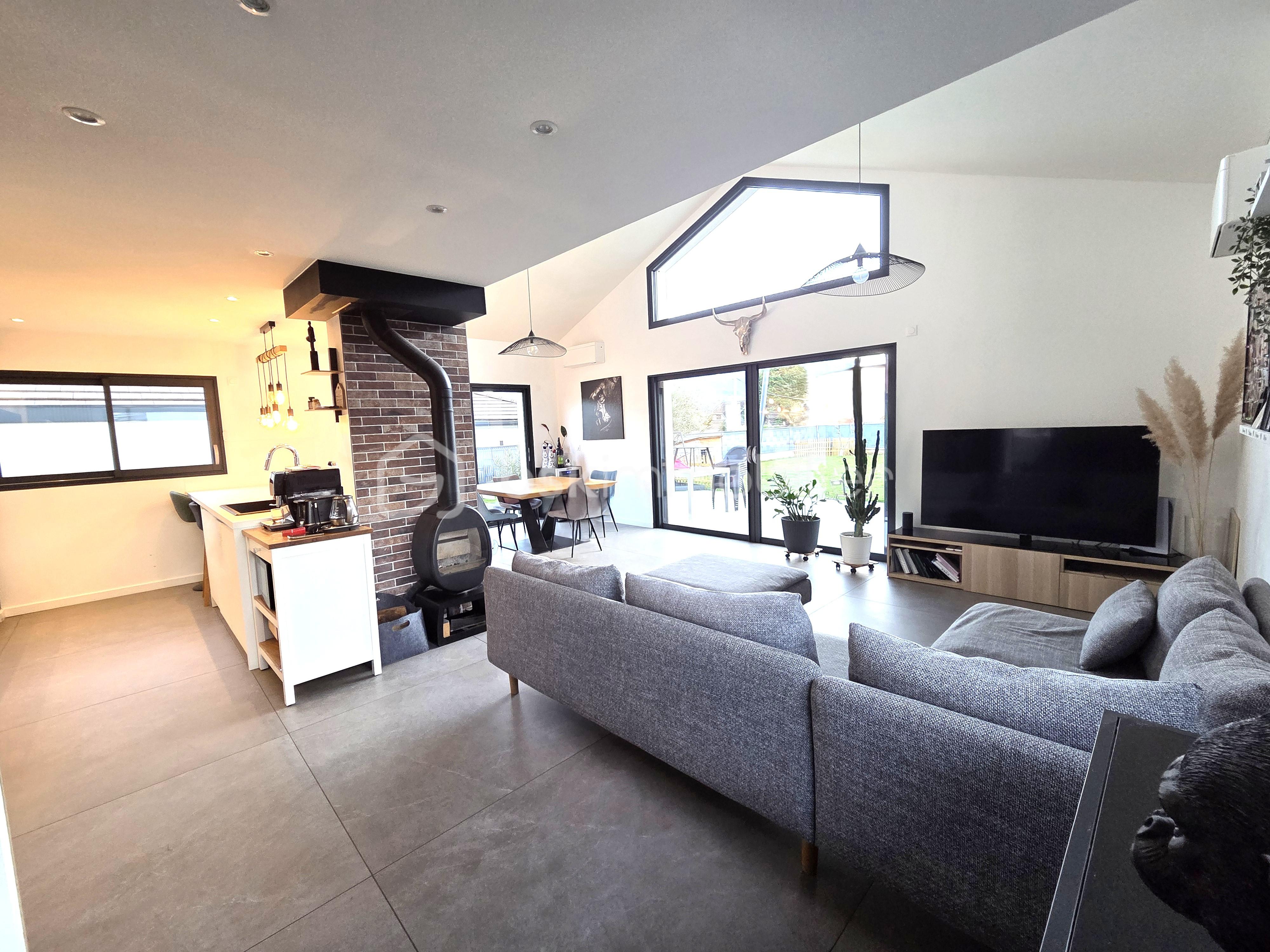 20260211_170442 RET.jpg