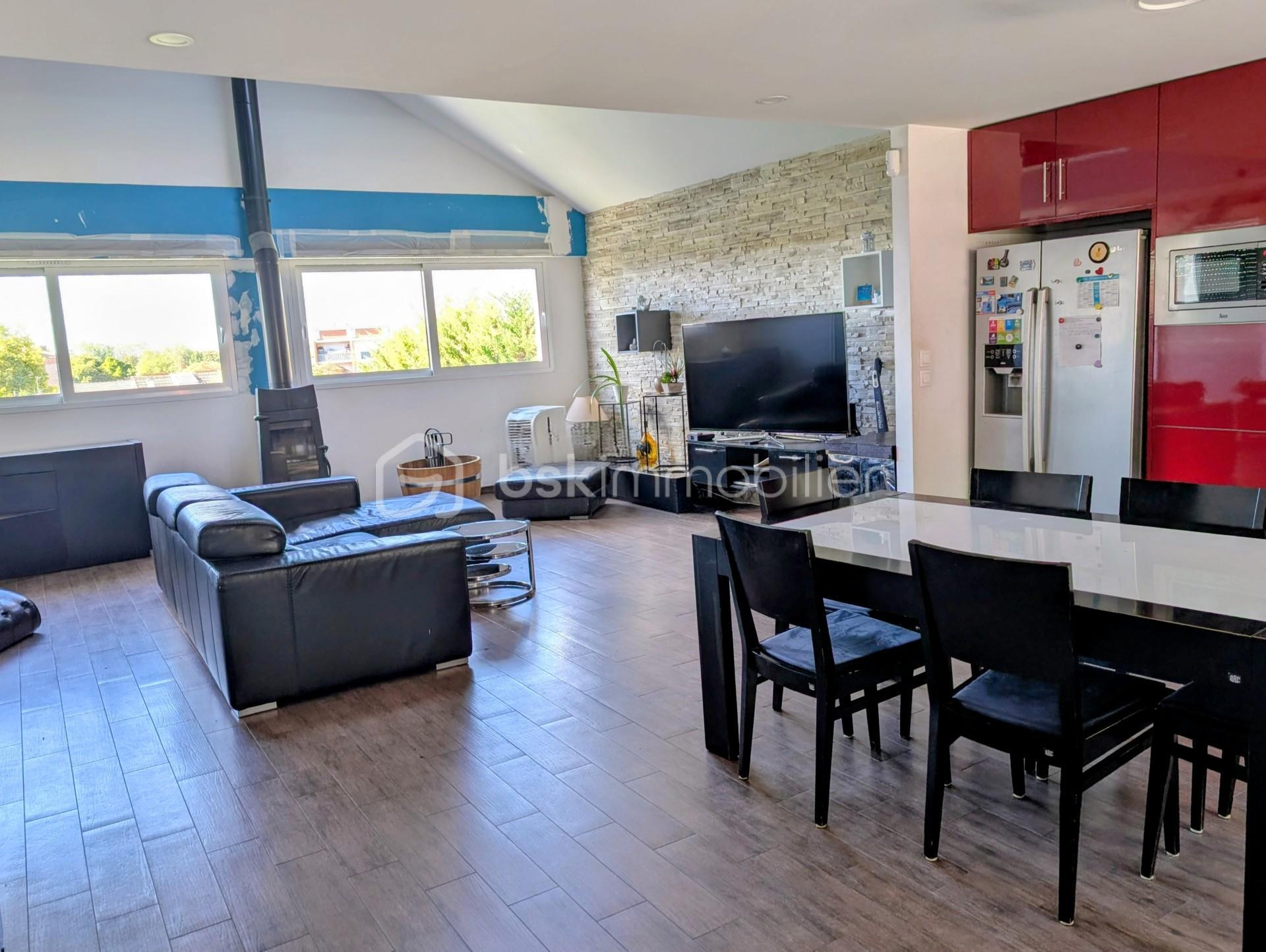 Maison de 175 m² - thumbnail_PXL_20250930_132854654~2.jpg