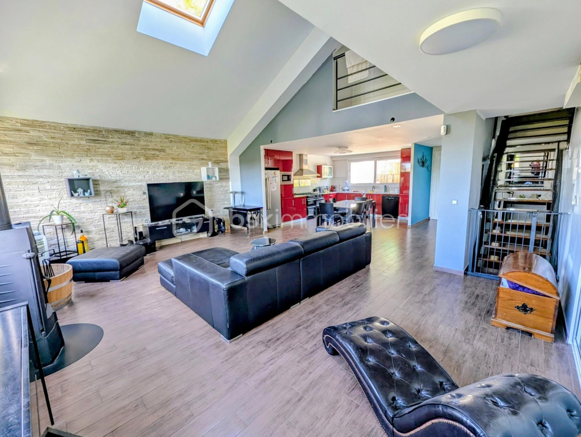 Maison de 175 m² - thumbnail_PXL_20250930_132957997~3.jpg