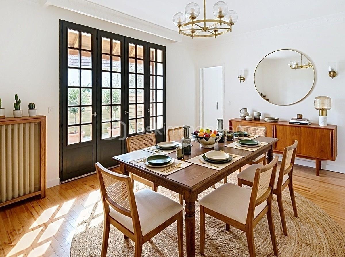 Salle à manger 2.jpg