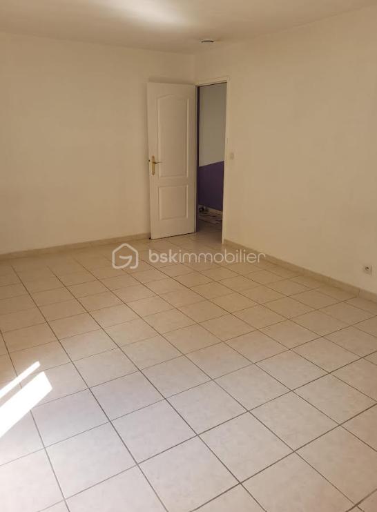 Maison de 110 m² - chambre.png