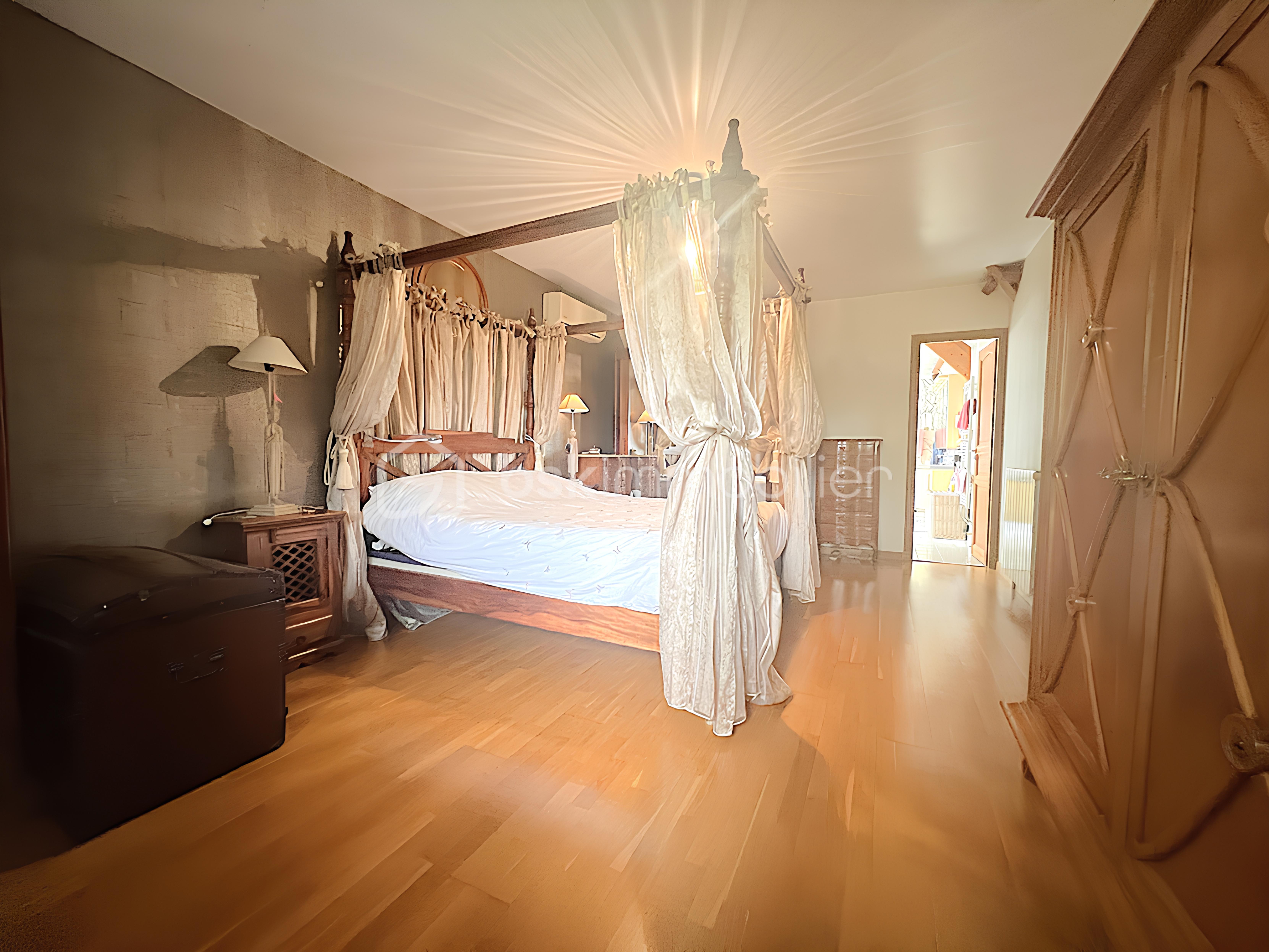 Demeure de 250 m² - 21-.jpg