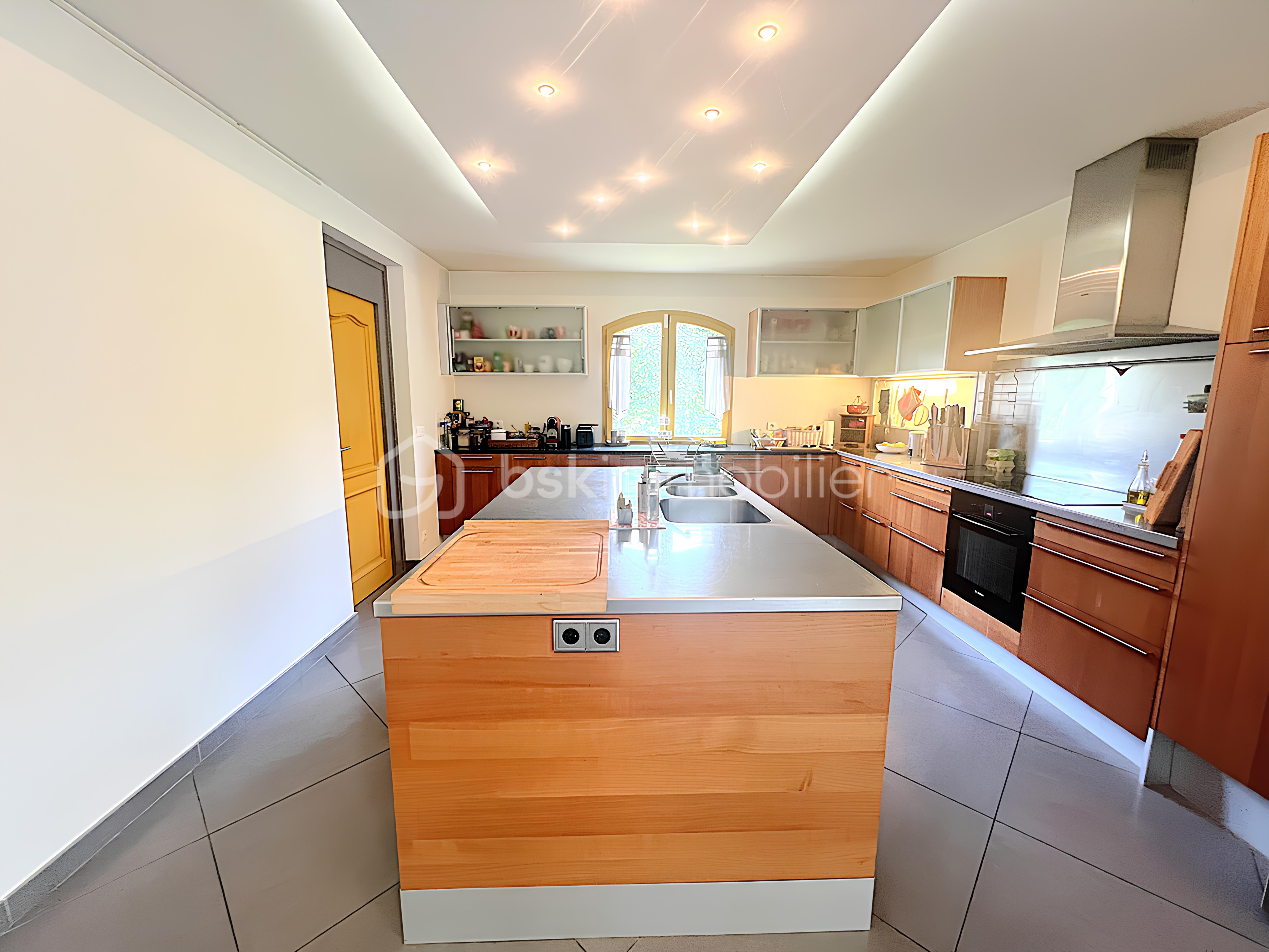 Demeure de 250 m² - 8-.jpg