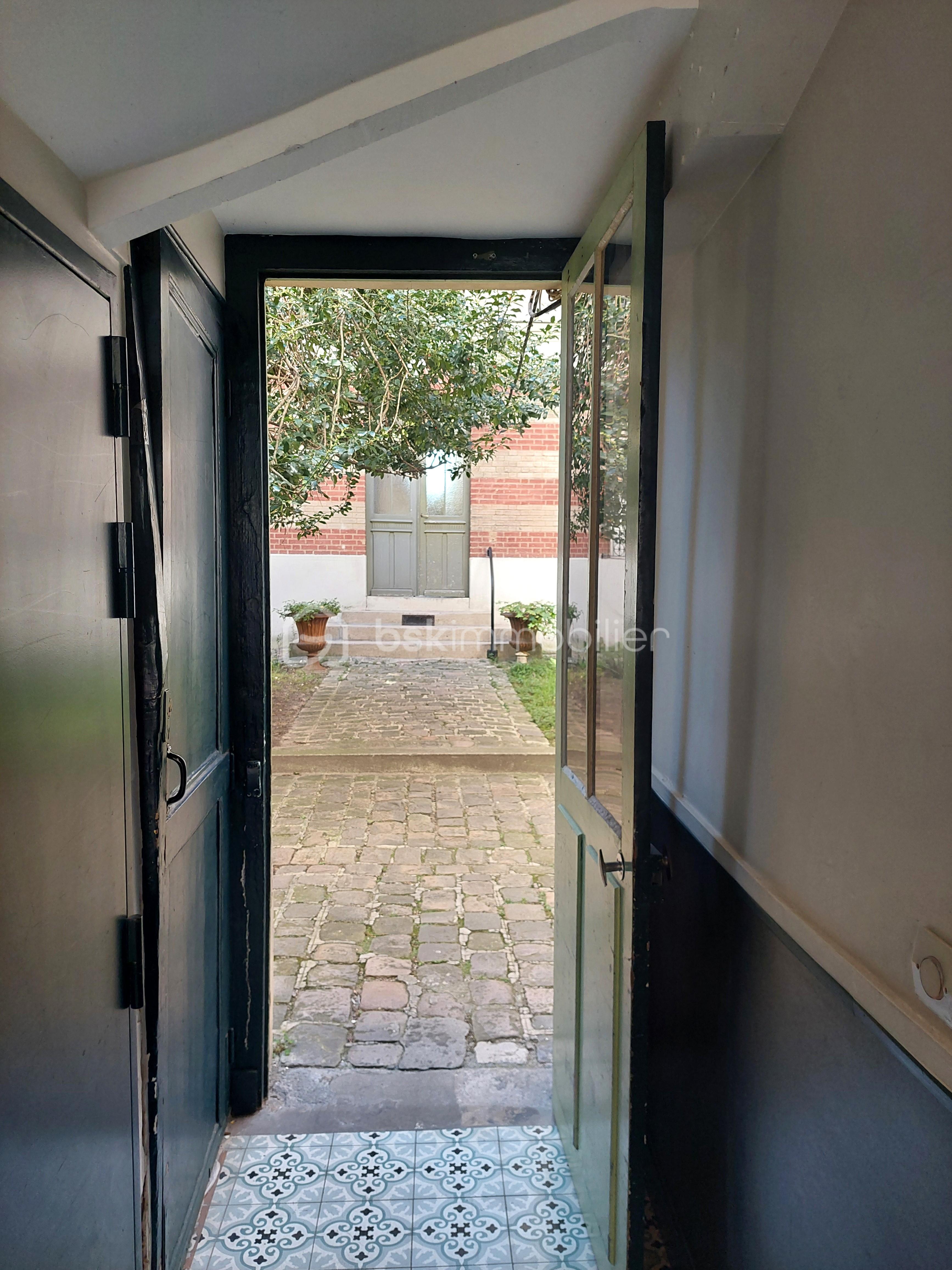 couloir immeuble 1.jpg