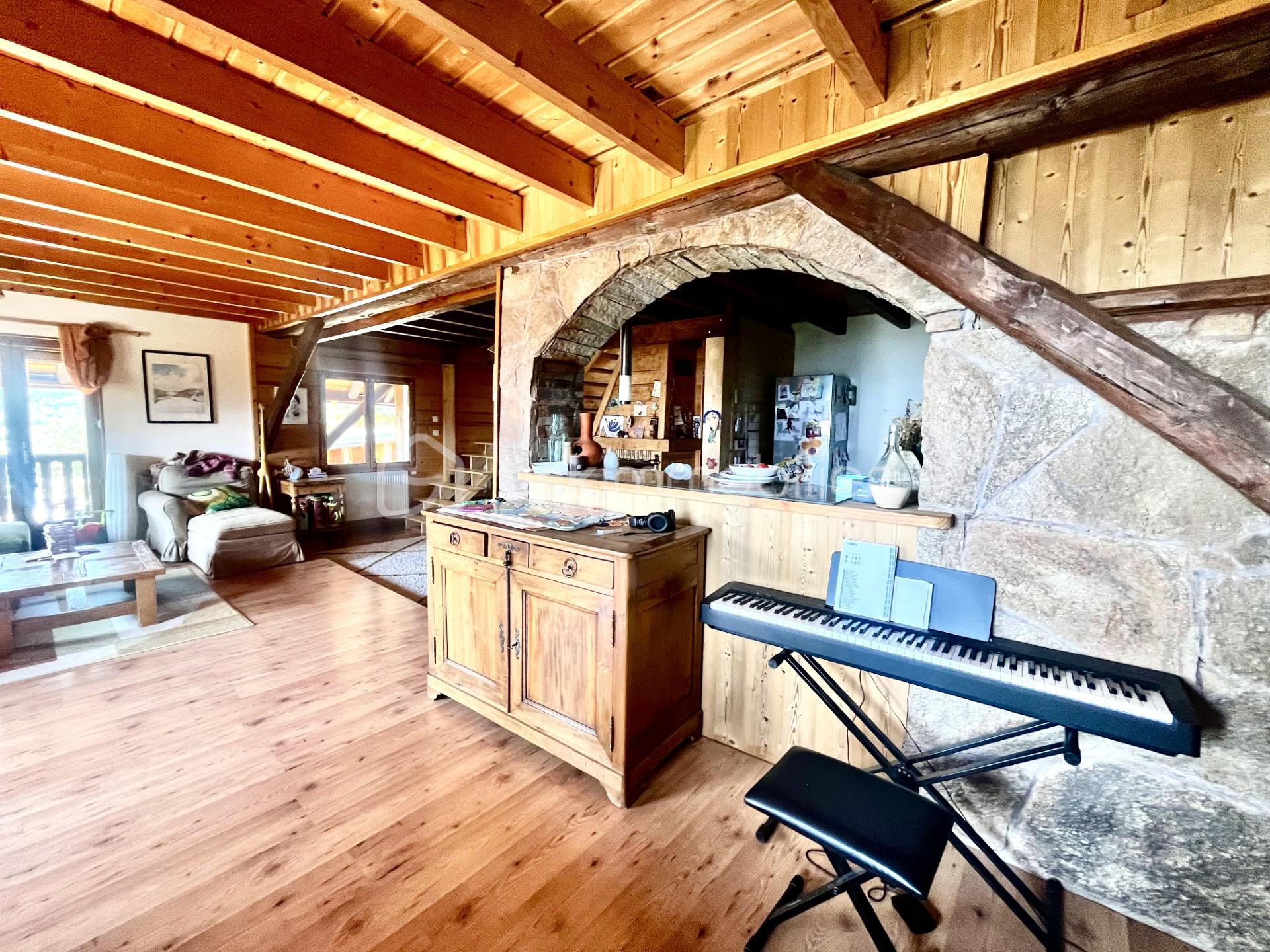 Maison de 204 m² - thumbnail_IMG_2834.jpg