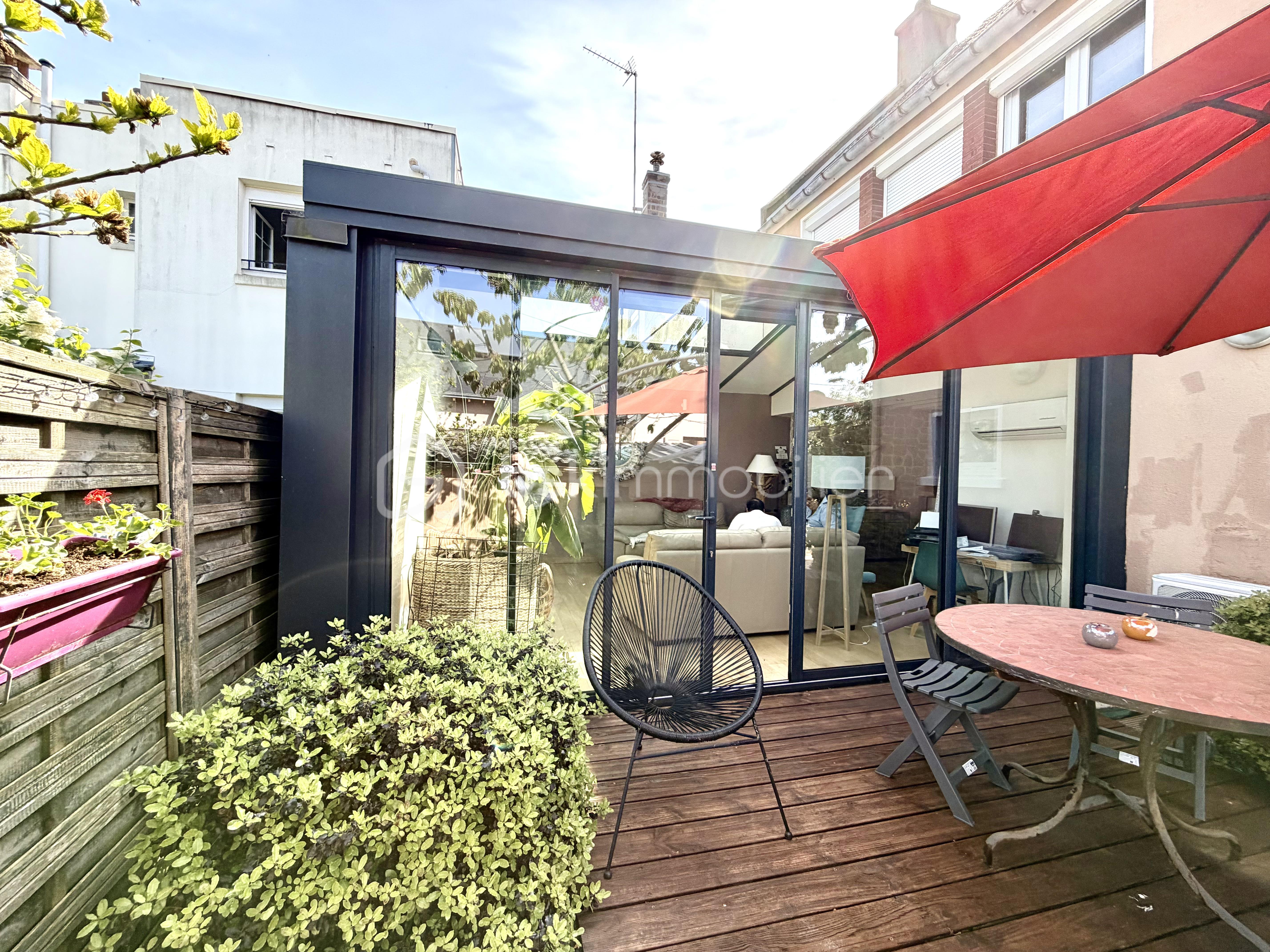Terrasse Ouest.jpeg