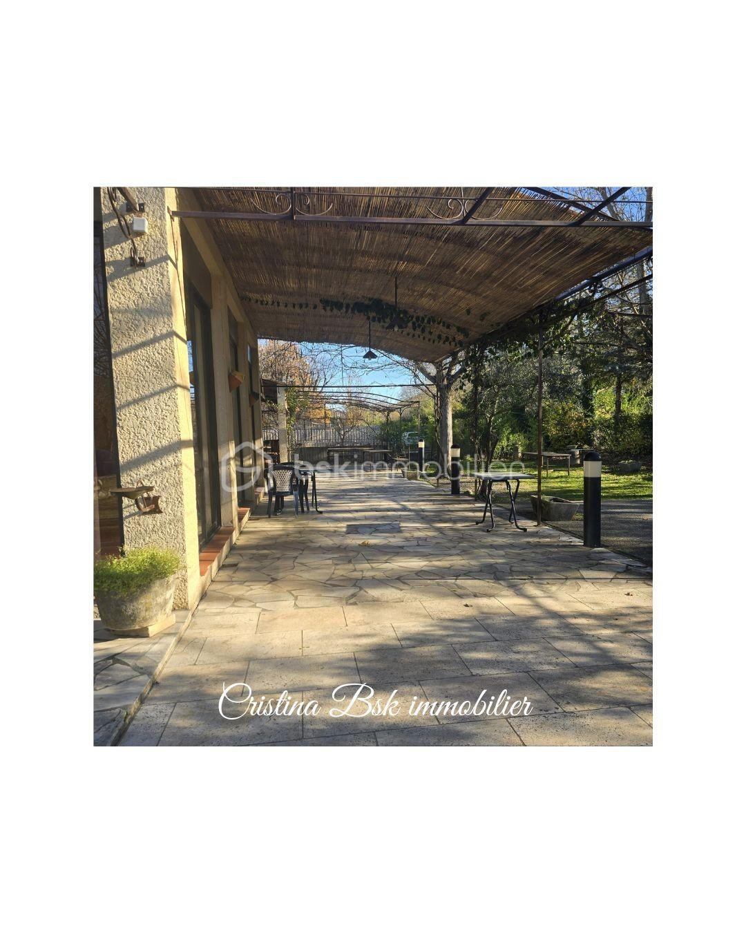 Local commercial de 260 m²