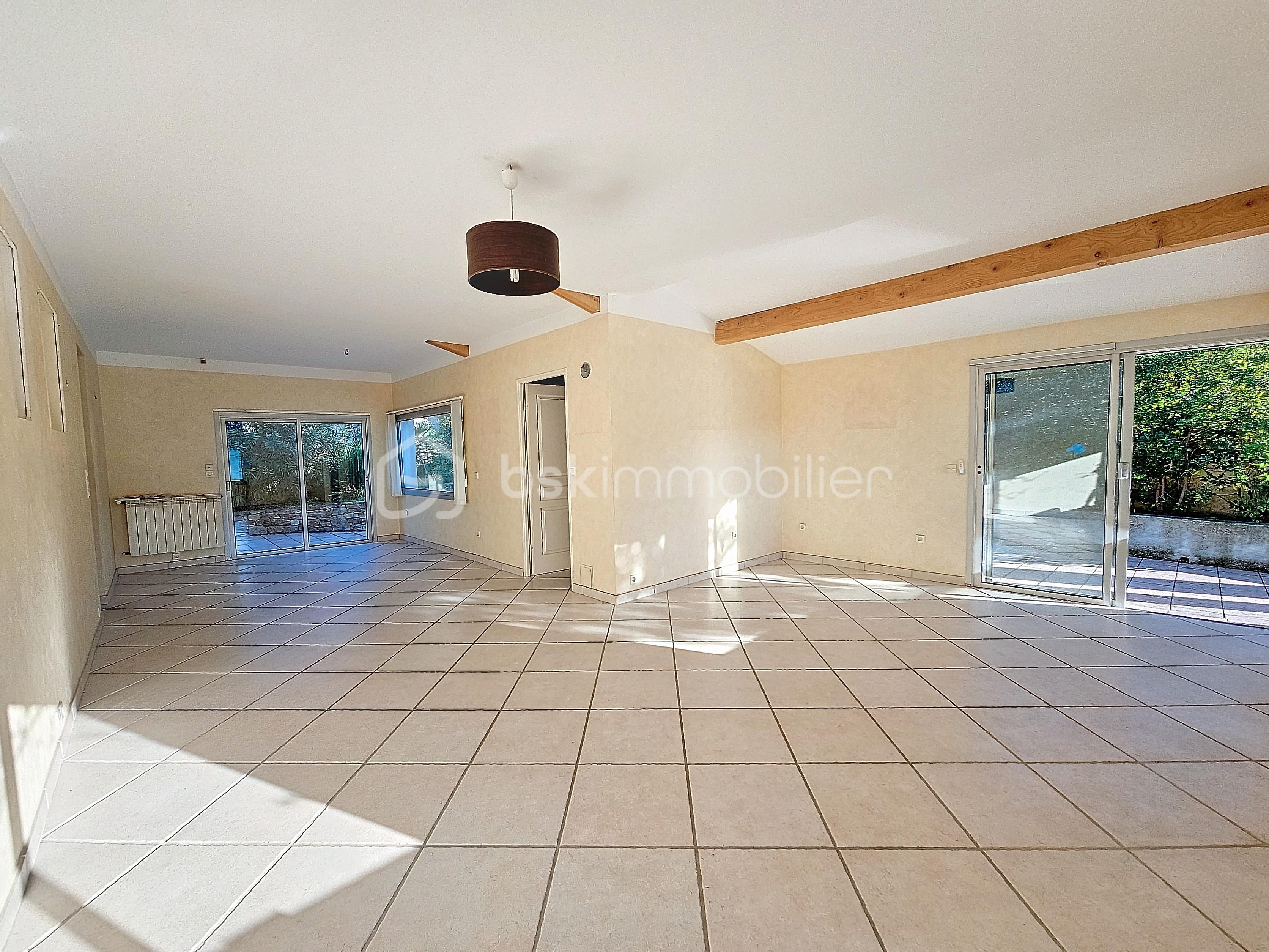 Maison de 153 m² - aYWMyOXdhR2xsLTIwMjQwMTE4MTQ1NzM4_20240118151222_45836_422e45d.jpg