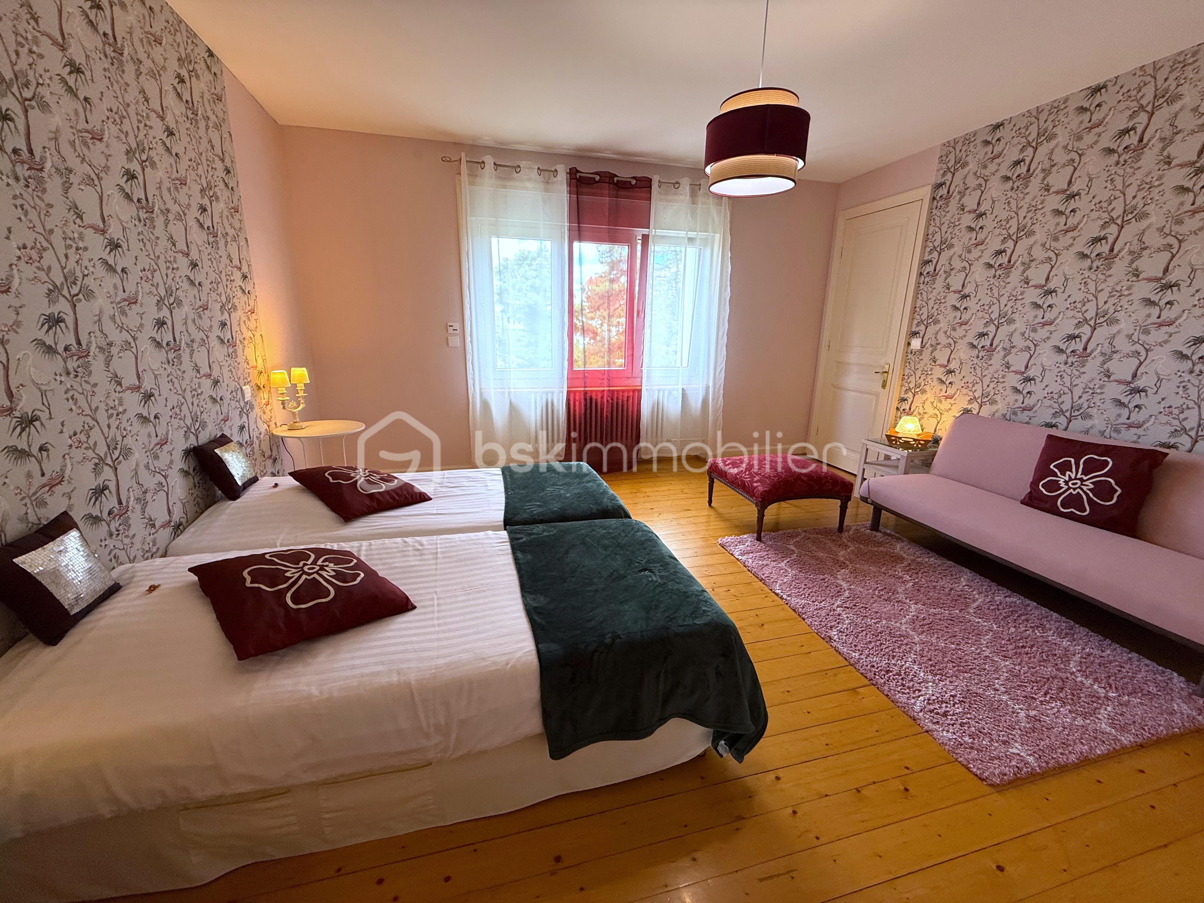 Maison de 303 m² - Chambre 2.jpeg