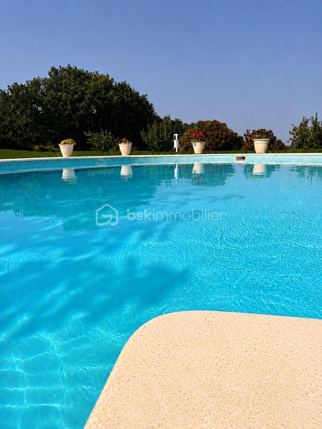 Extérieur piscine - 5.png