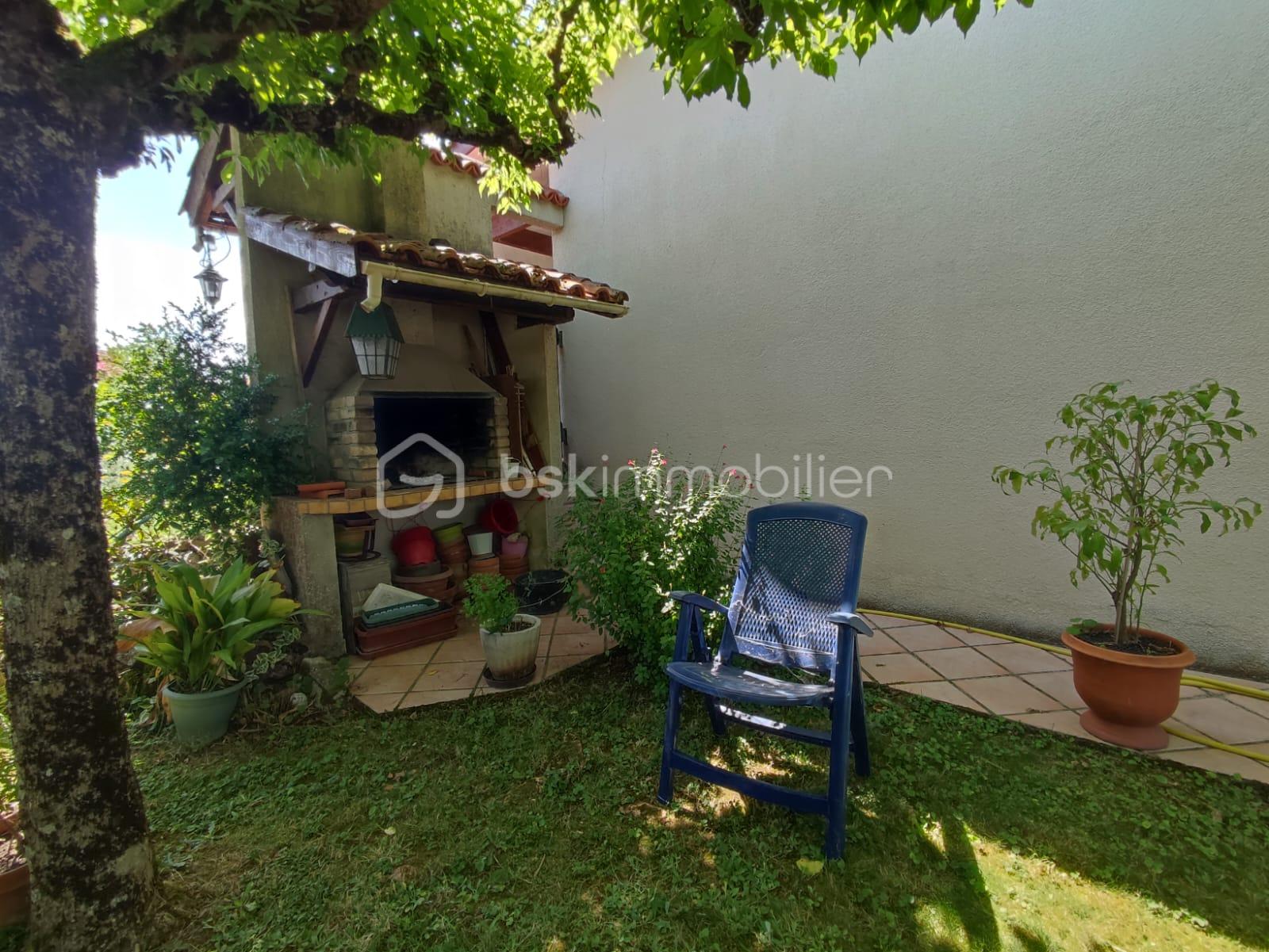 Maison traditionnelle de 104 m² - IMG-20250620-WA0032.jpg