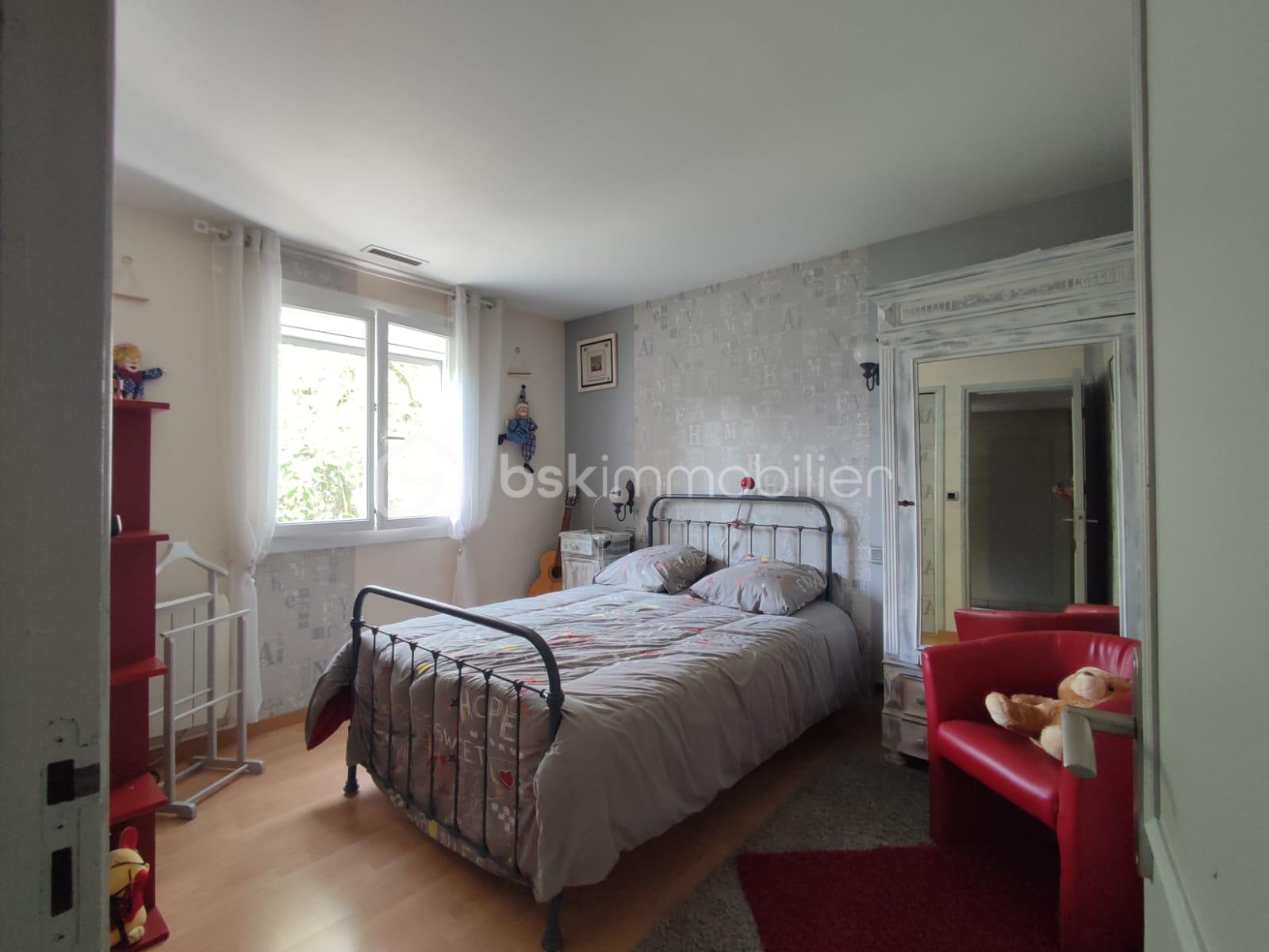 Maison traditionnelle de 104 m² - IMG-20250620-WA0039.jpg