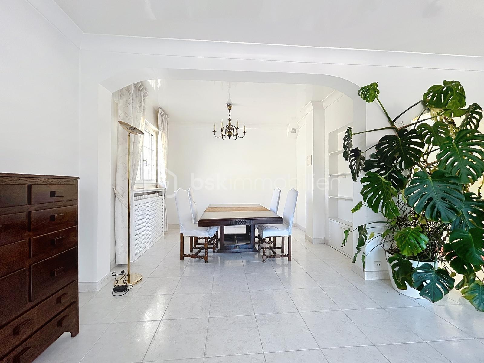 Maison traditionnelle de 195 m² - 668e99ee-f804-4fbf-885c-189c898dafcb.JPG