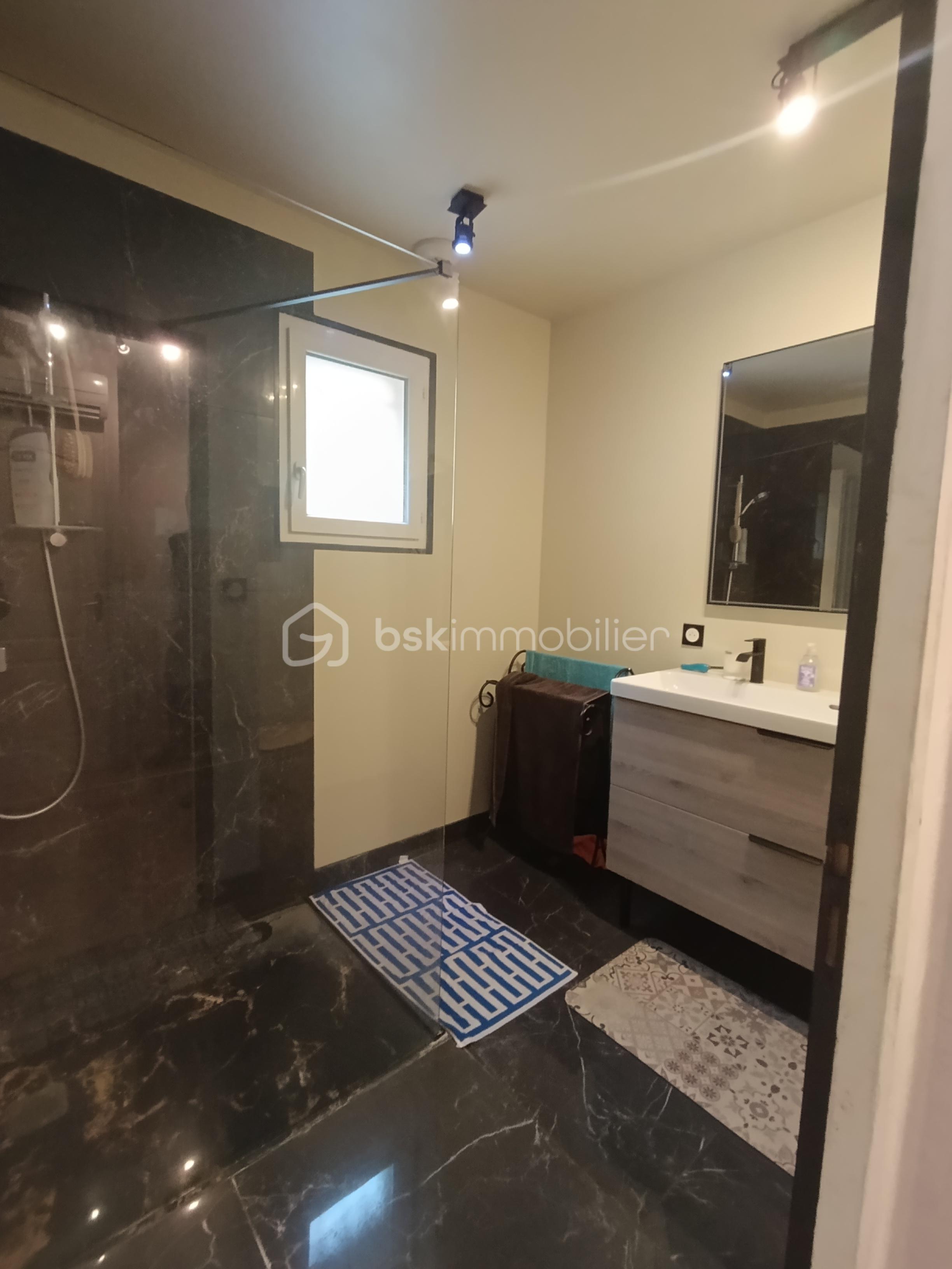 Maison traditionnelle de 100 m² - 1000069578.jpg