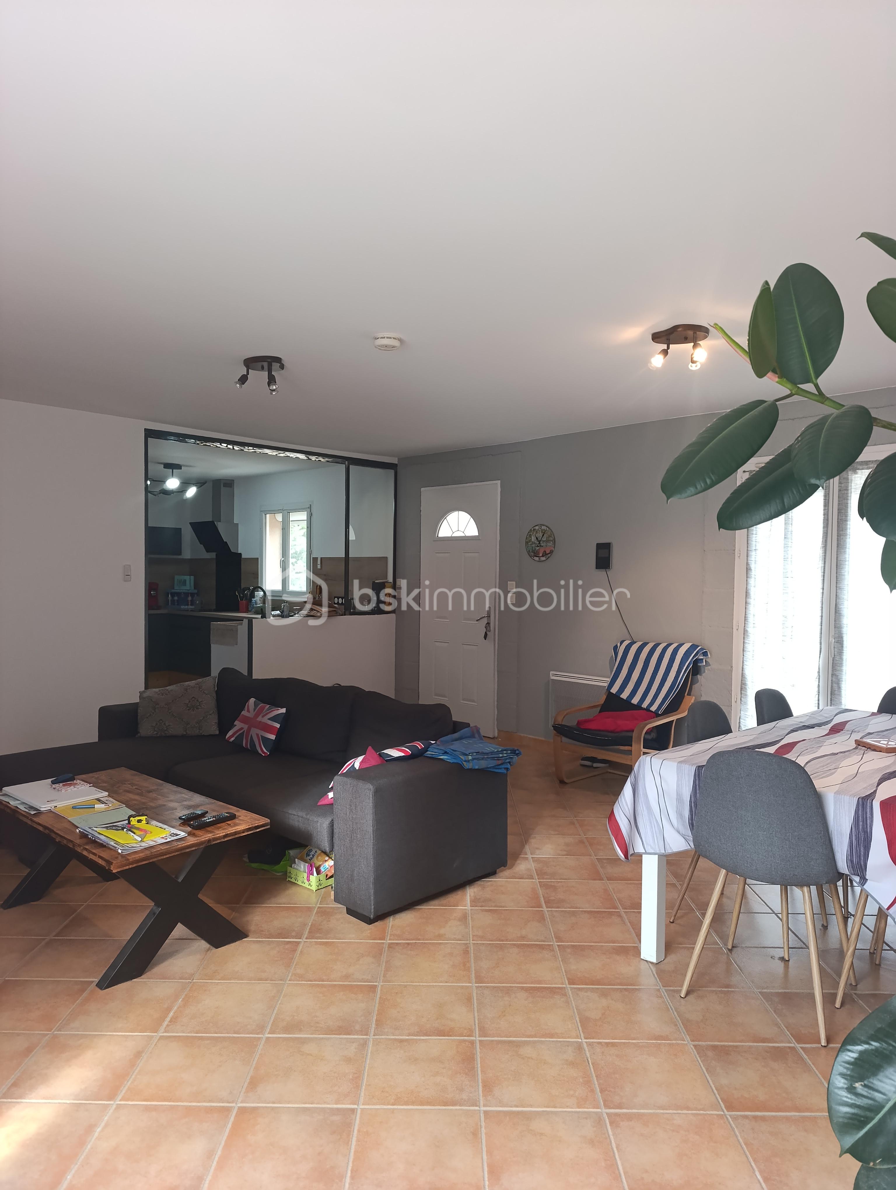 Maison traditionnelle de 100 m² - 1000069587.jpg