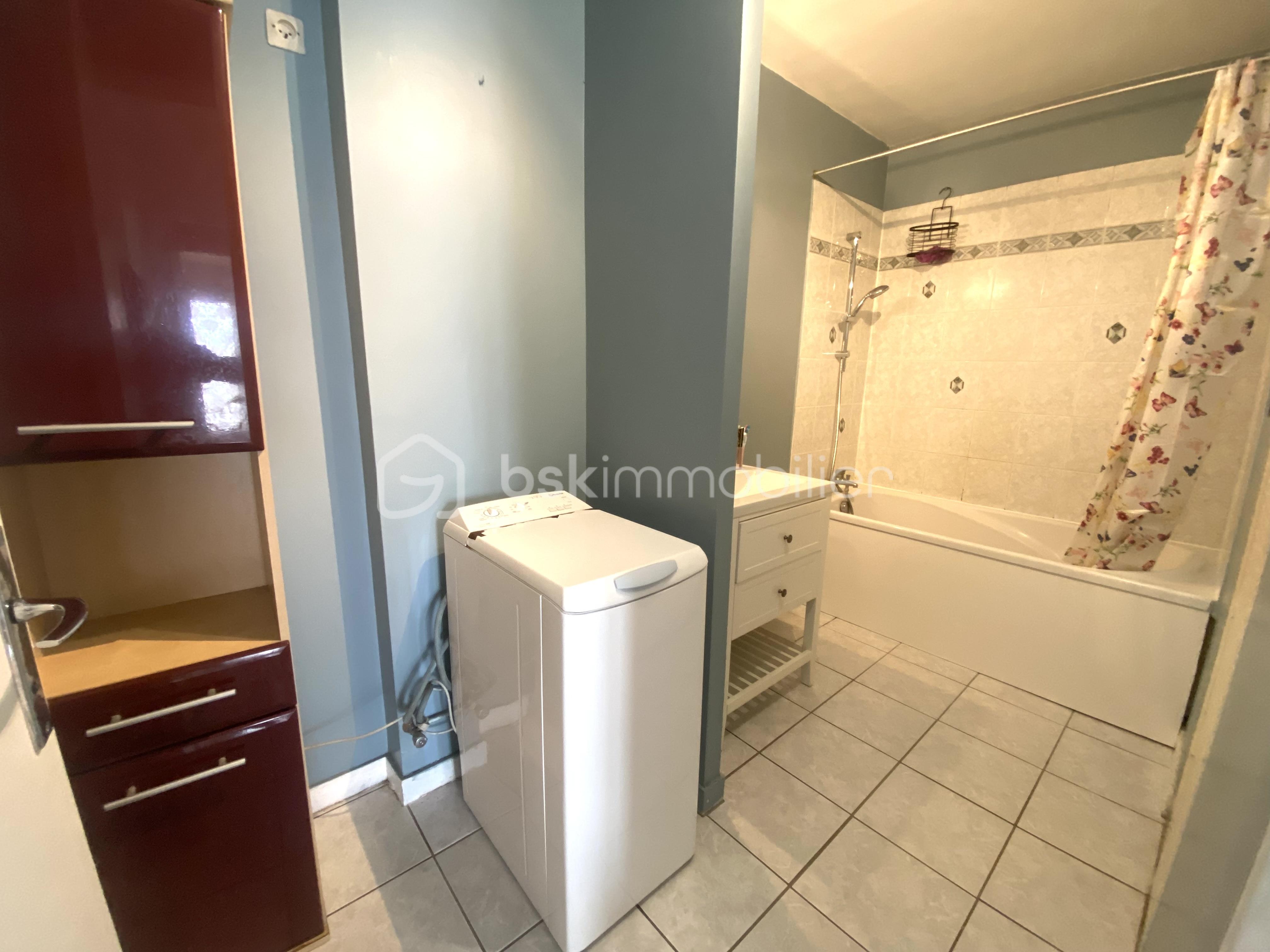 Appartement de 67 m² - 8. sdb: bua.jpg