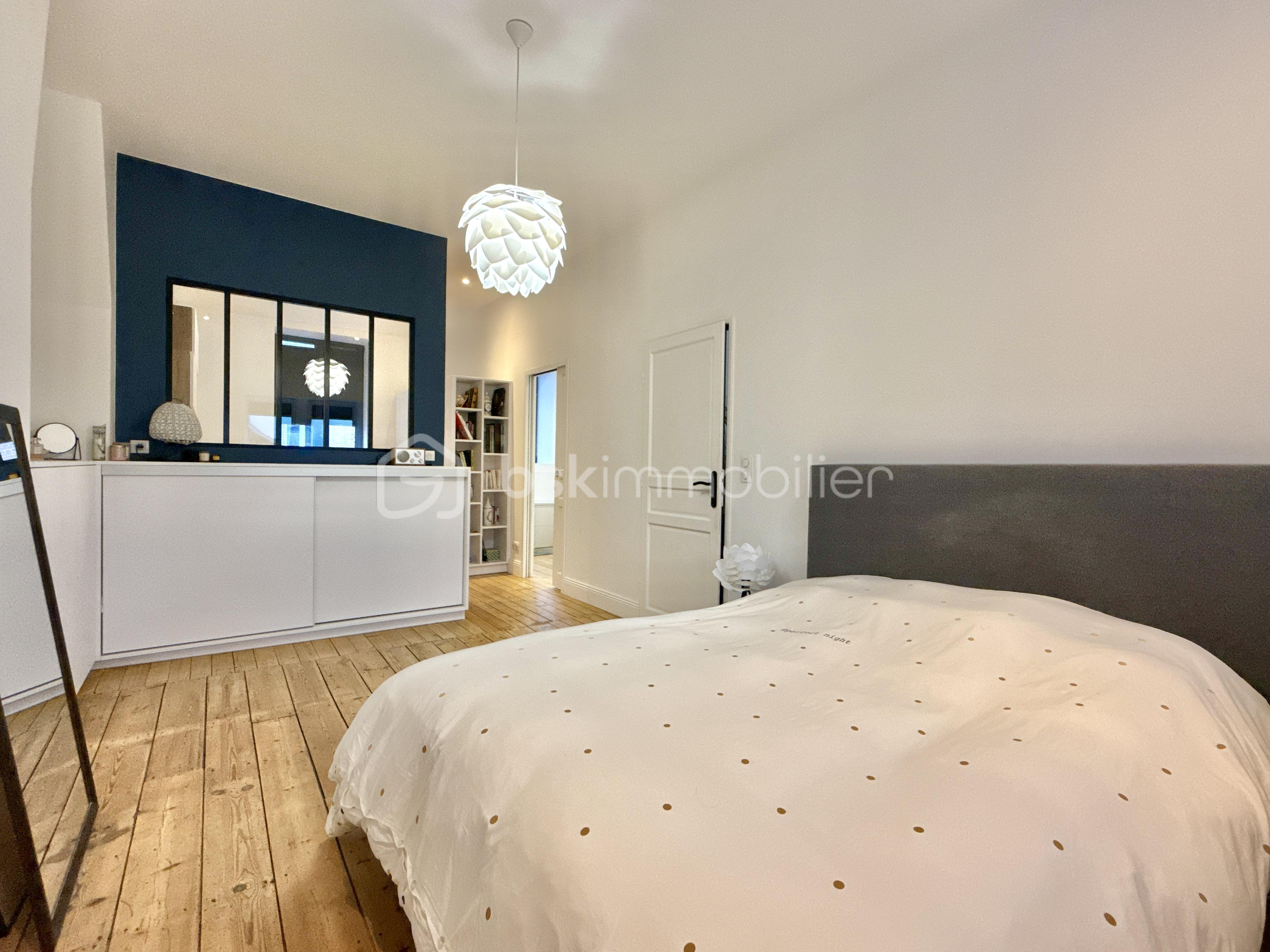 Maison de 170 m² - DJI_20251119_155020_456.jpg