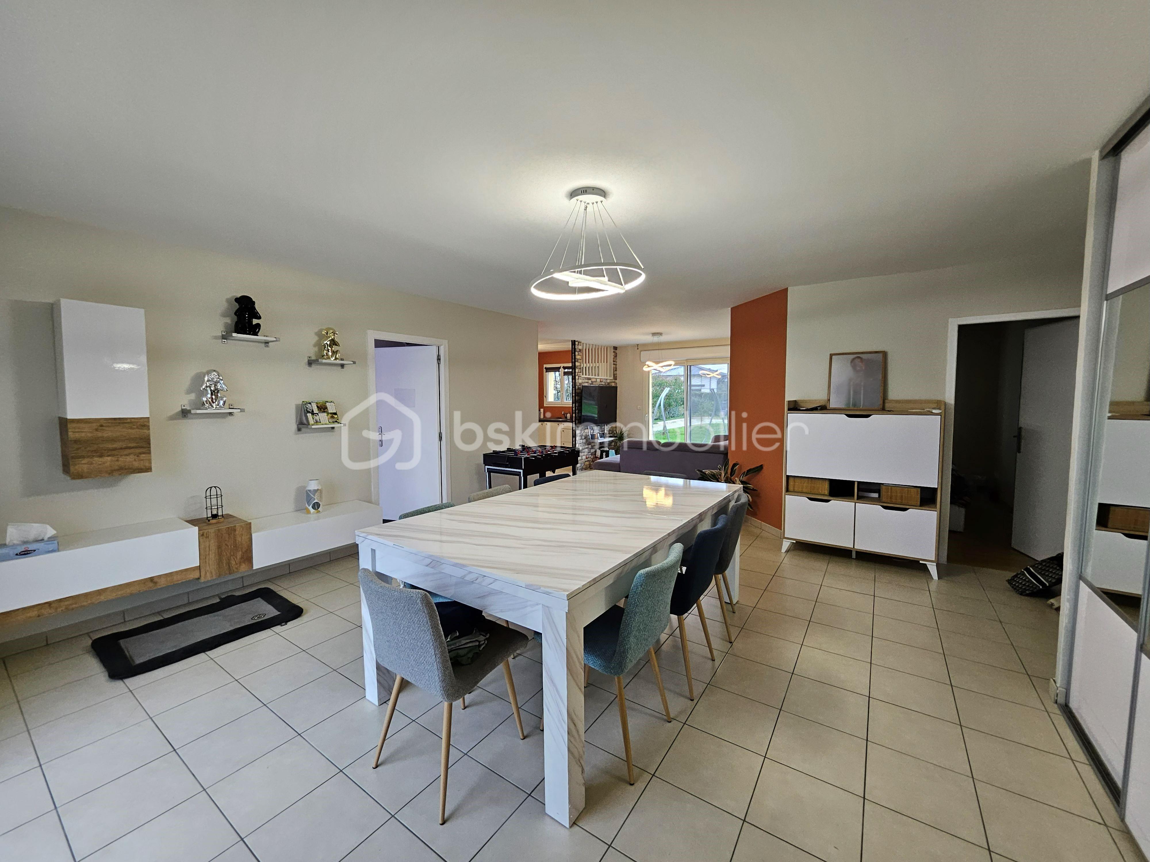 Maison traditionnelle de 123 m² - salle à manger 3.jpg