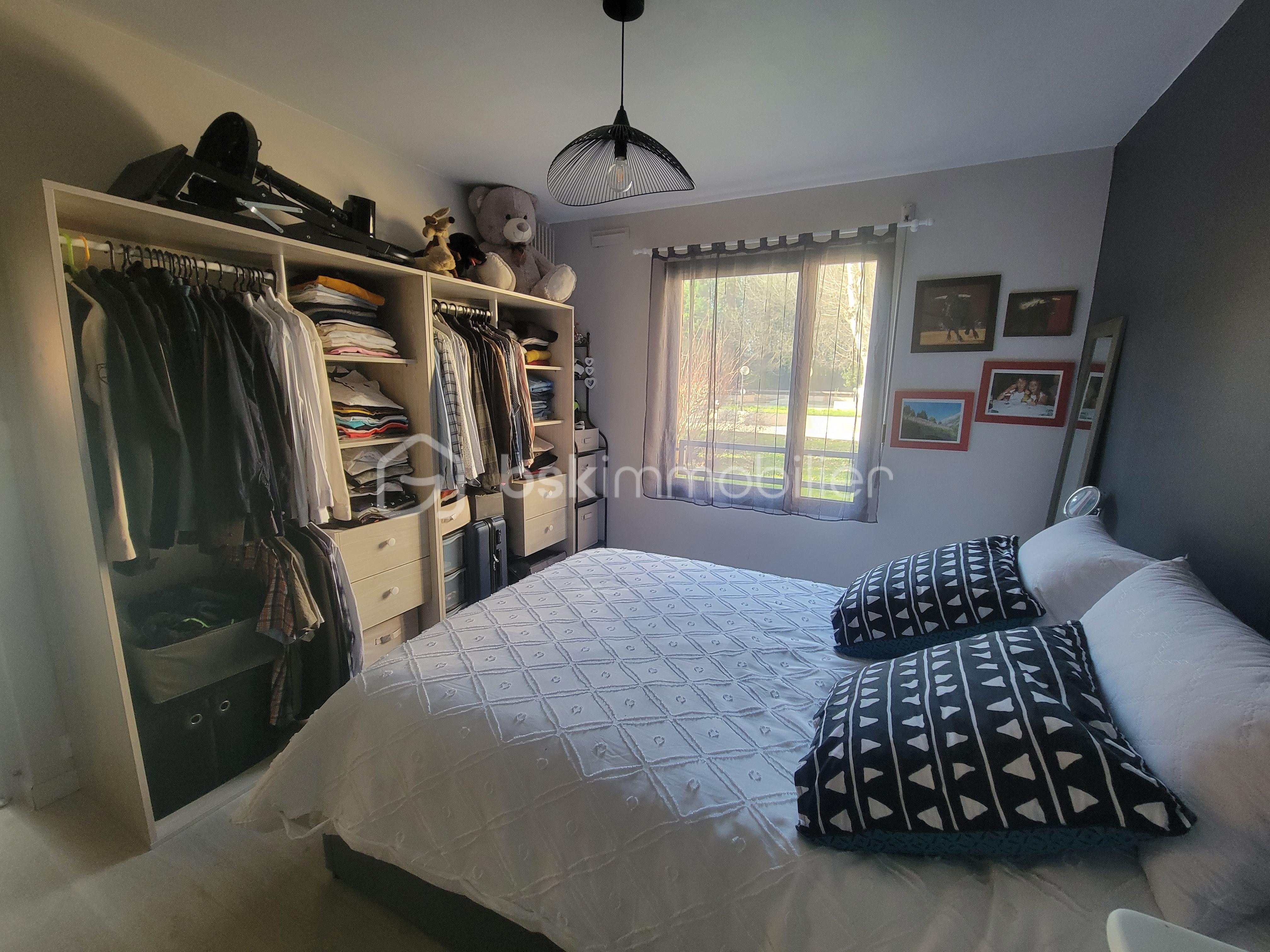 Studette de 56 m² - chambre (5).jpg