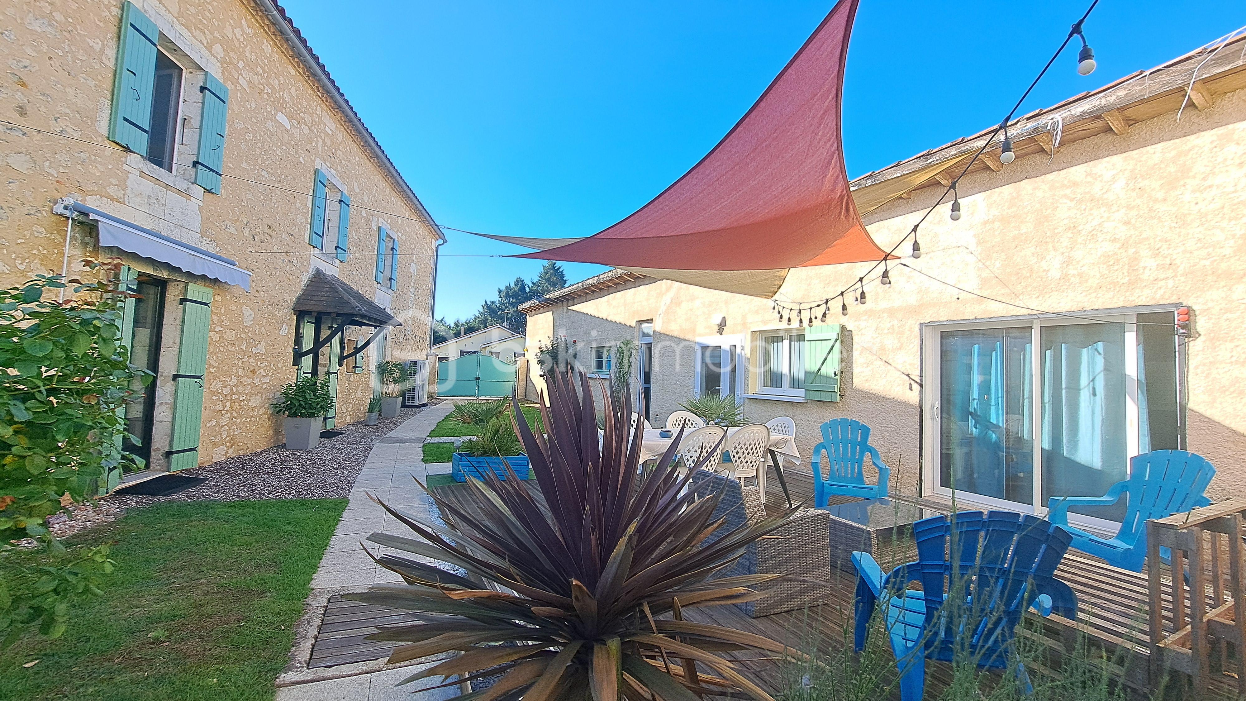 Maison de 315 m² - 20250918_104236.jpg