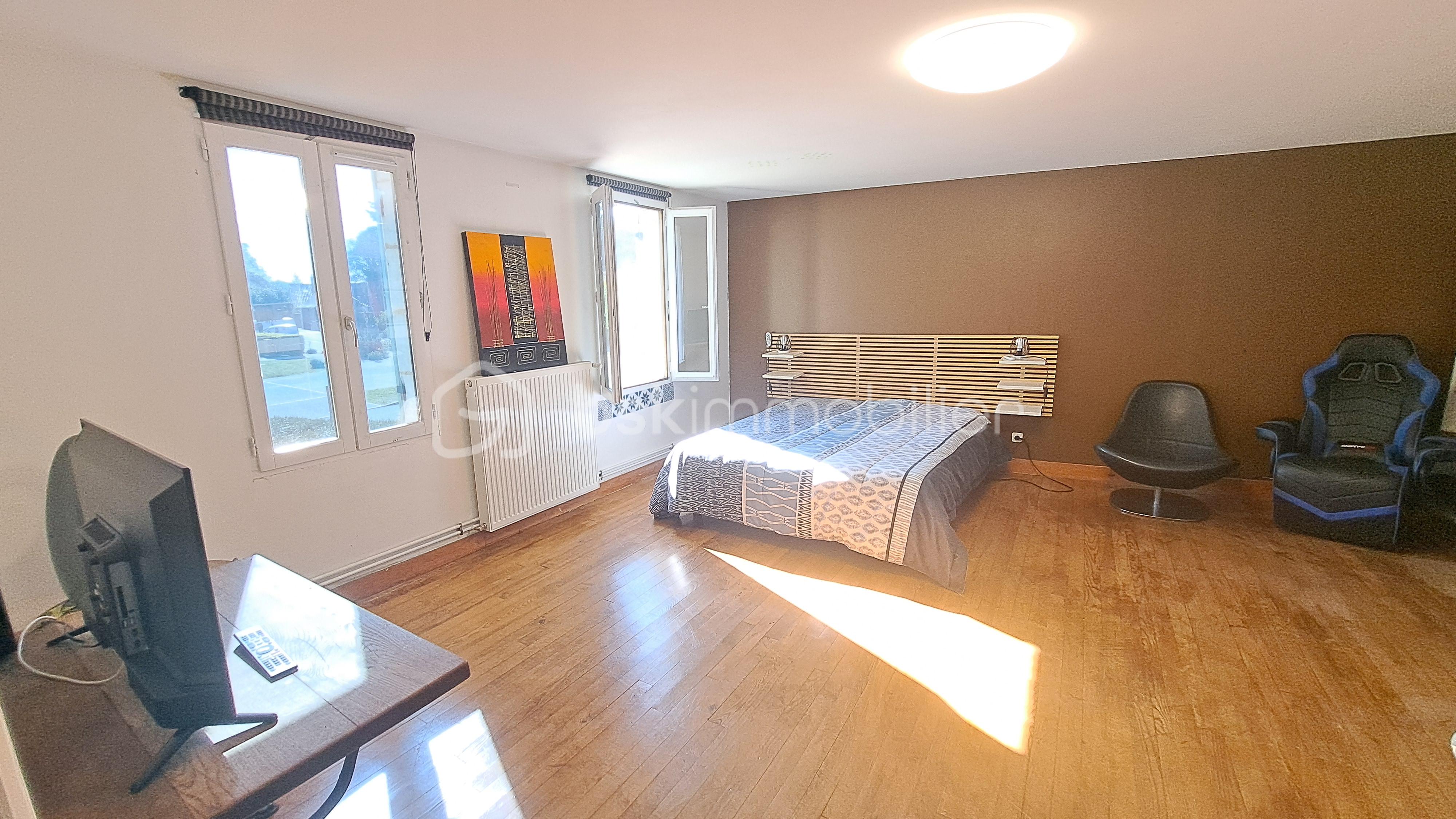 Maison de 315 m² - 20250918_105331.jpg